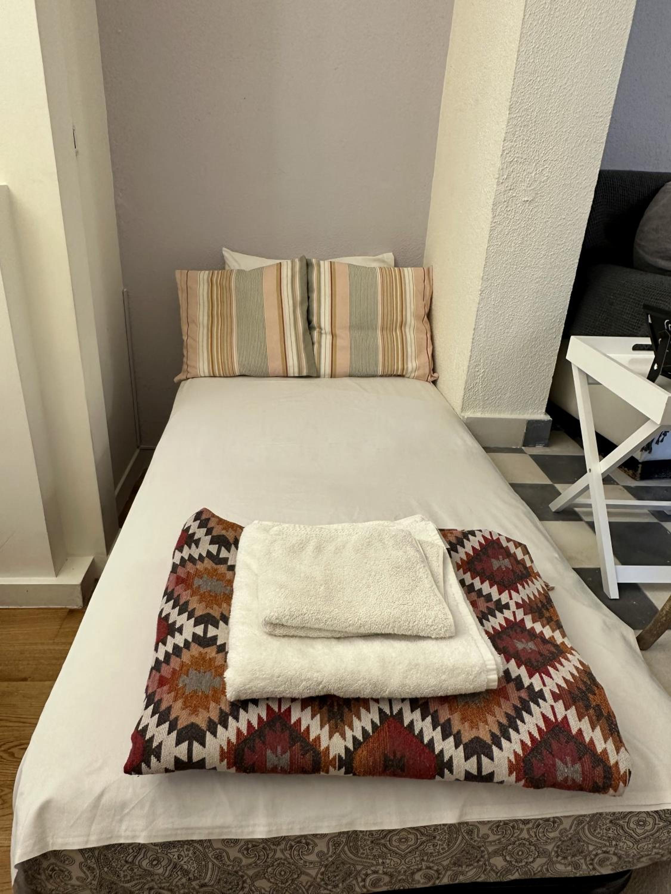 Deluxe Triple Room - Photo 4
