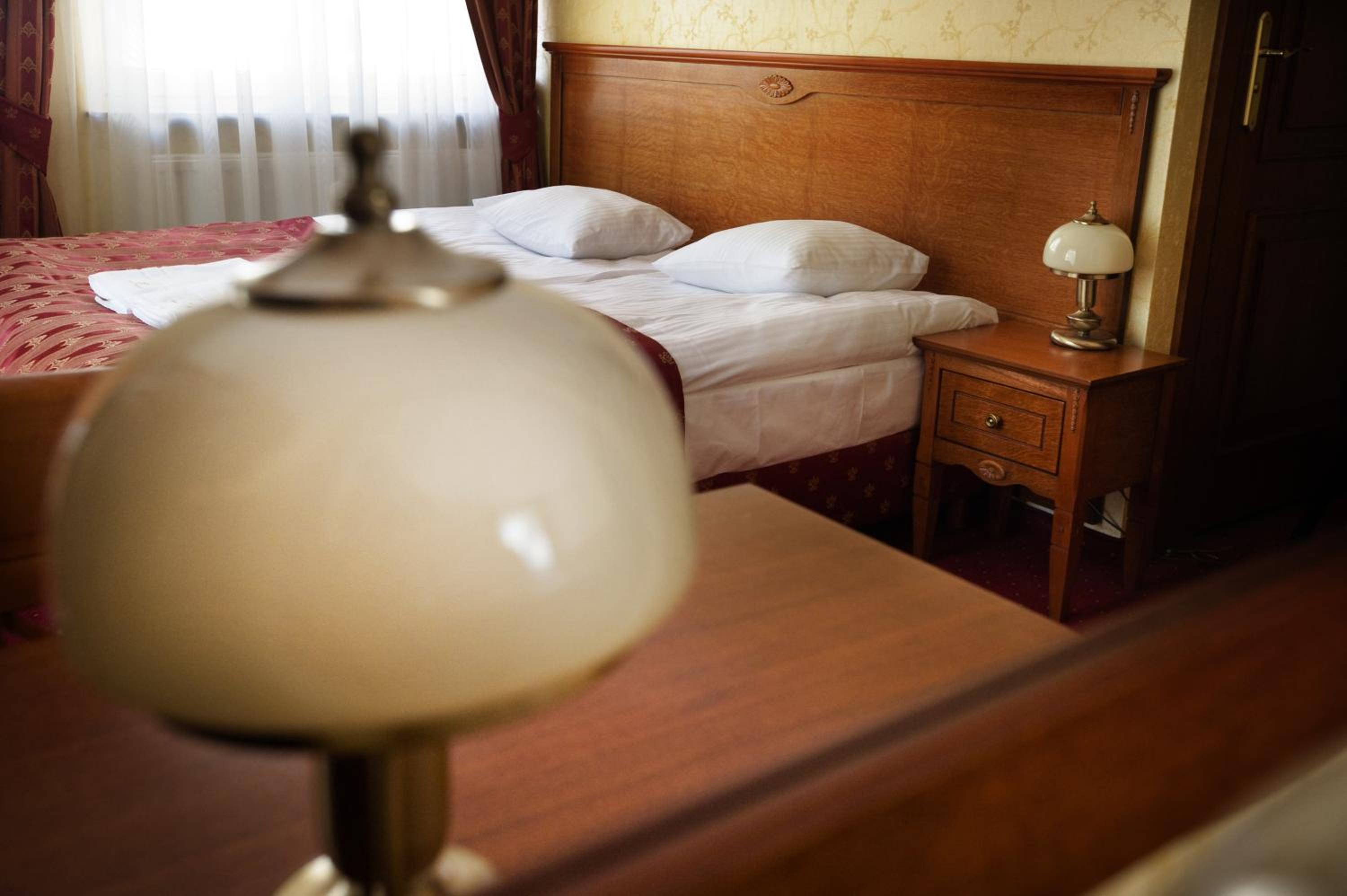 Twin Room - Photo 3