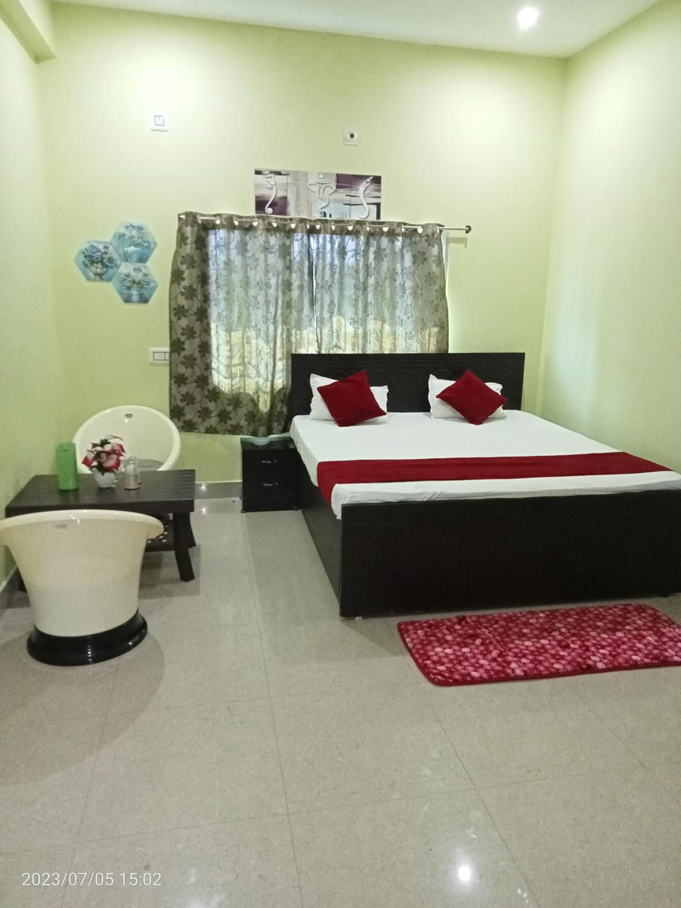 King Room