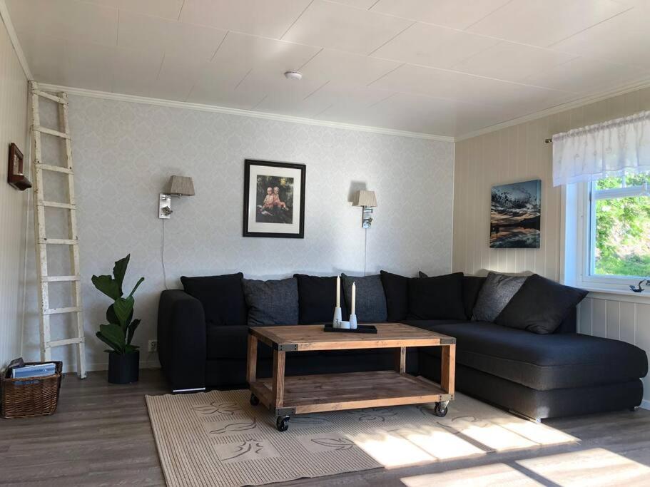Four-Bedroom House photo 1