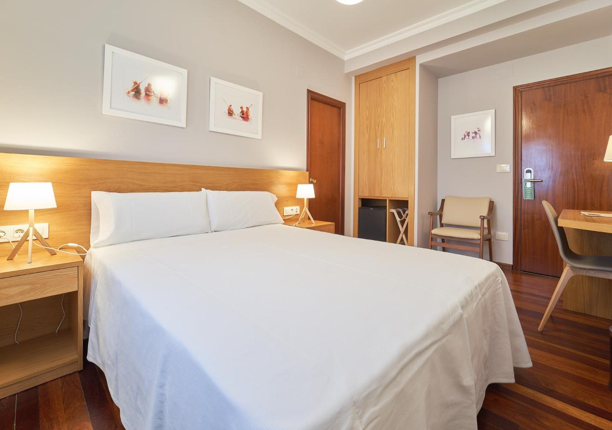 Standard Double Room photo 2