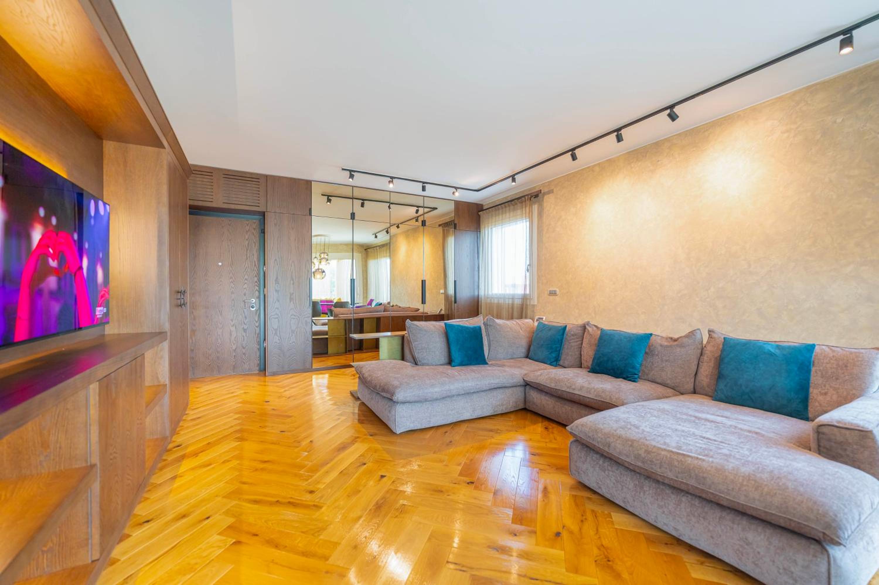 Apartment with Terrace photo 3