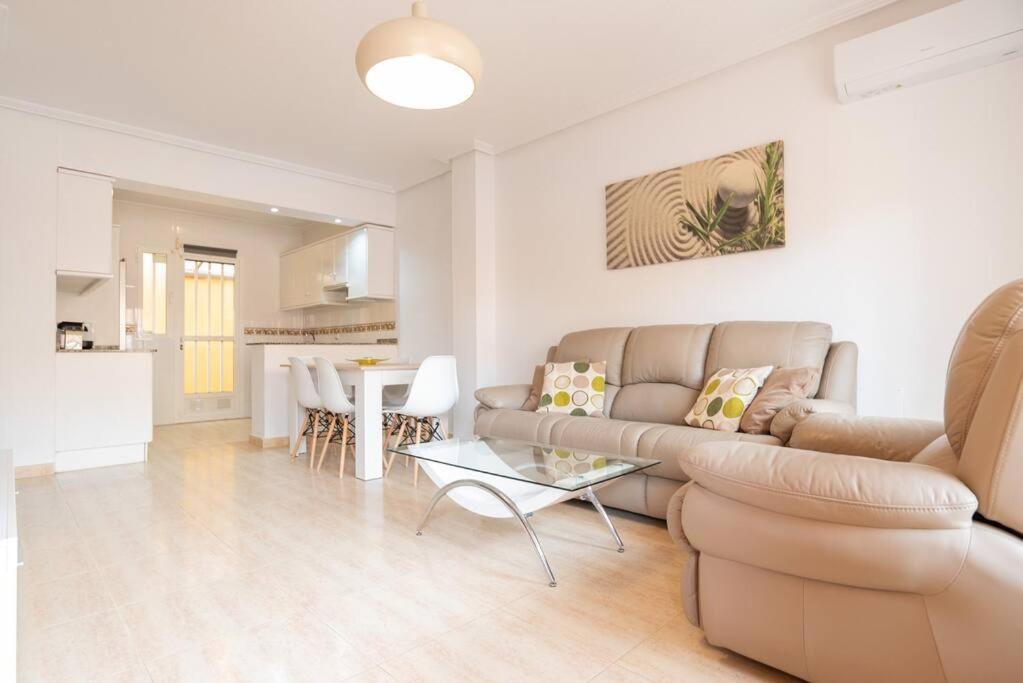 Villa de Tres Habitaciones