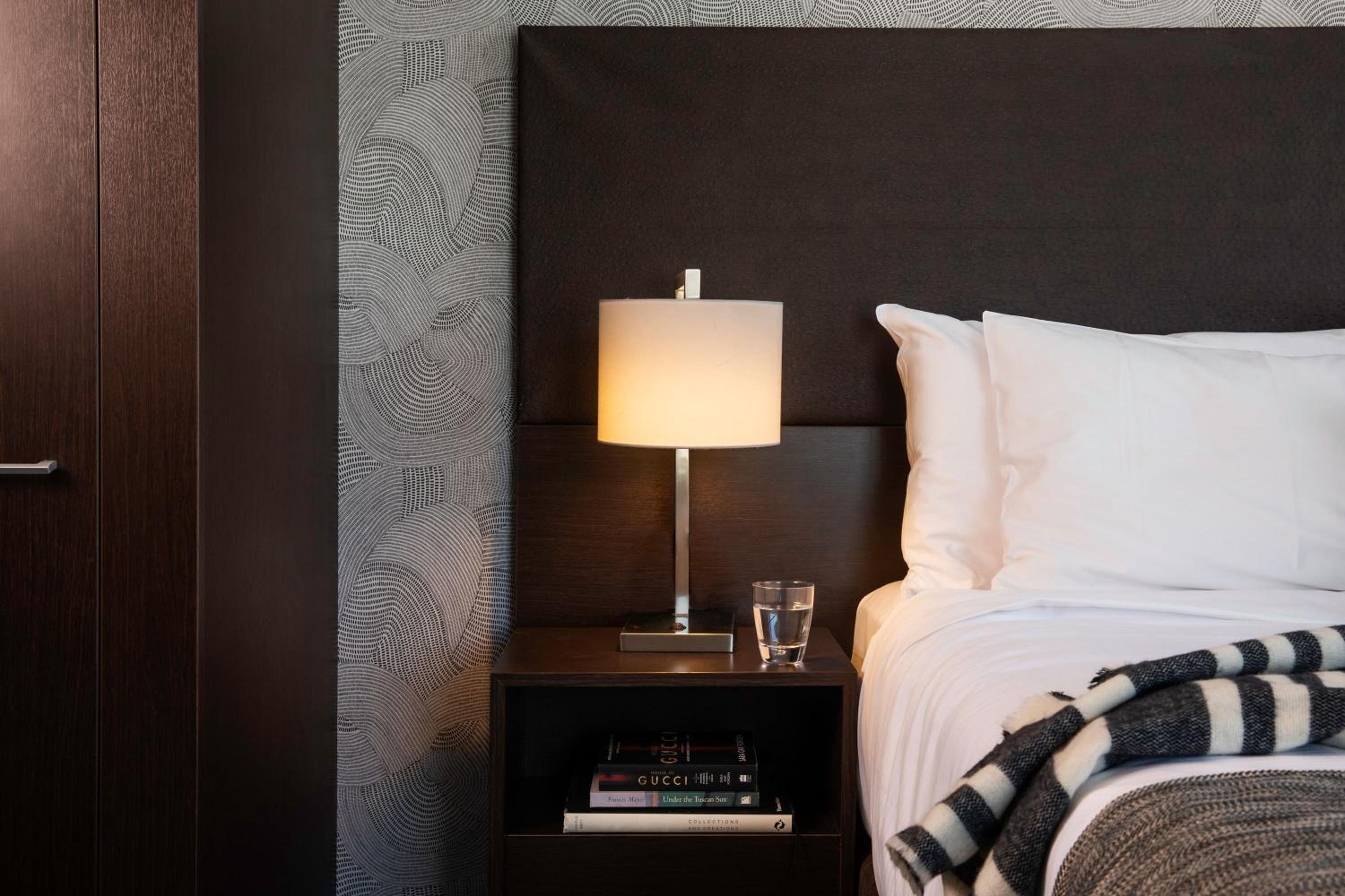 Superior King Room - Photo 1