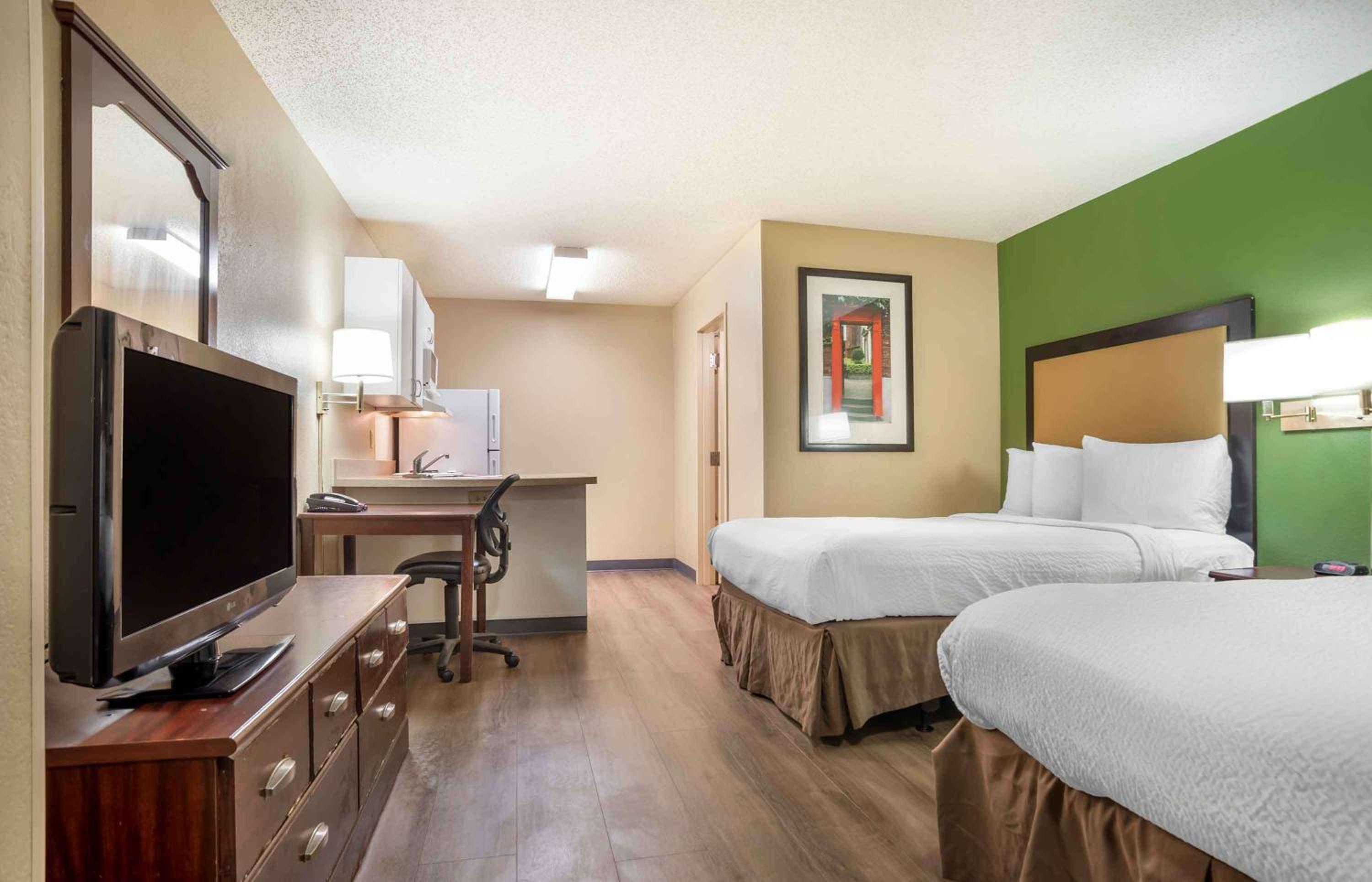 Studio with 2 Double Beds - Non-Smoking - Photo 10