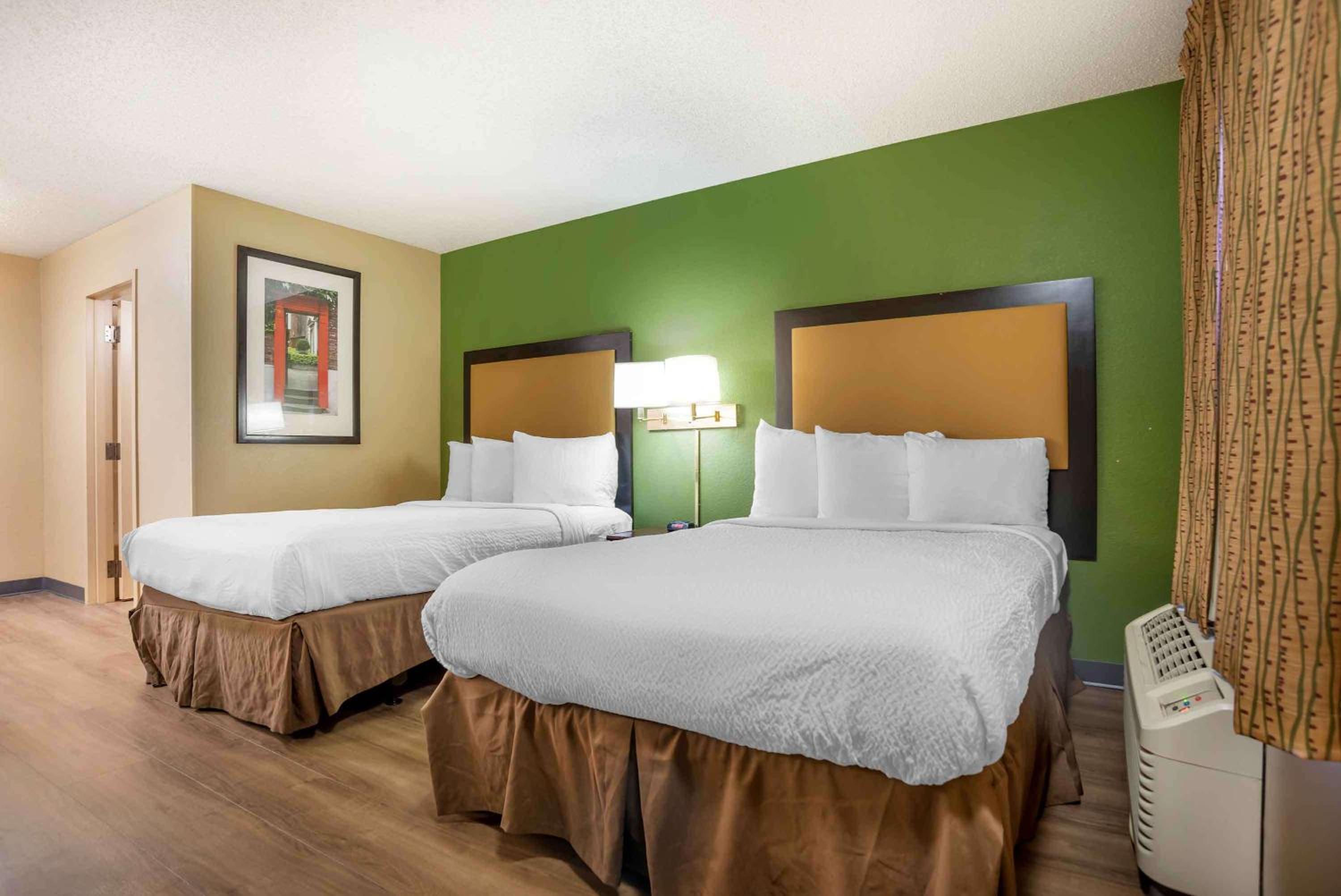 Studio with 2 Double Beds - Non-Smoking - Photo 1