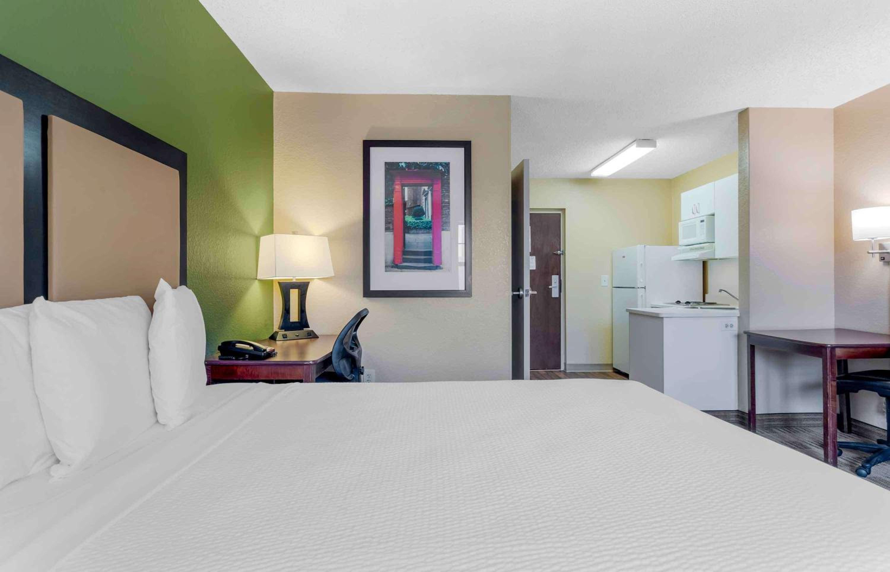 Extended Stay America Suites - Houston - Galleria - Westheimer, Photo 6