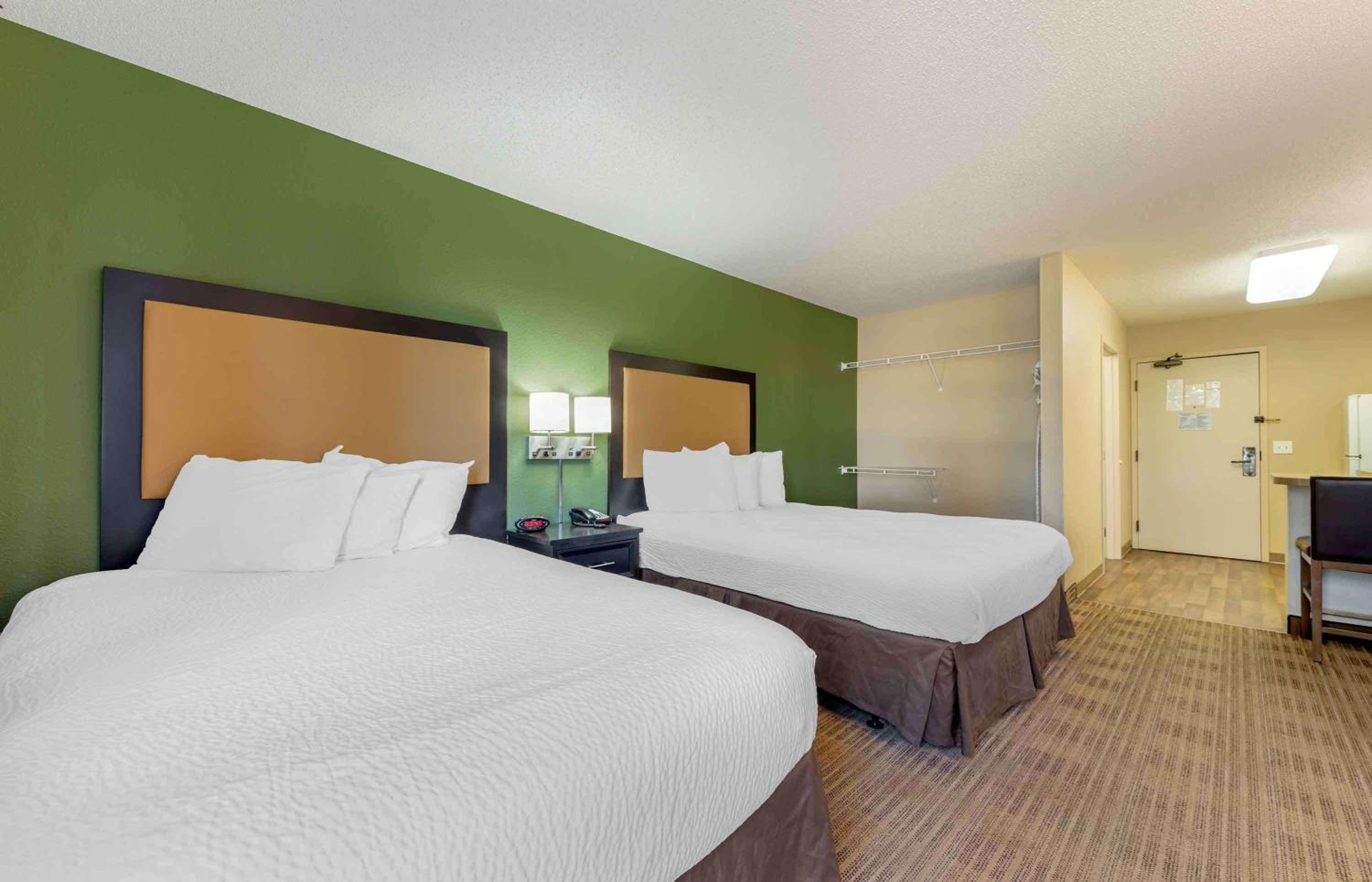 Studio with 2 Double Beds - Non-Smoking - Photo 1
