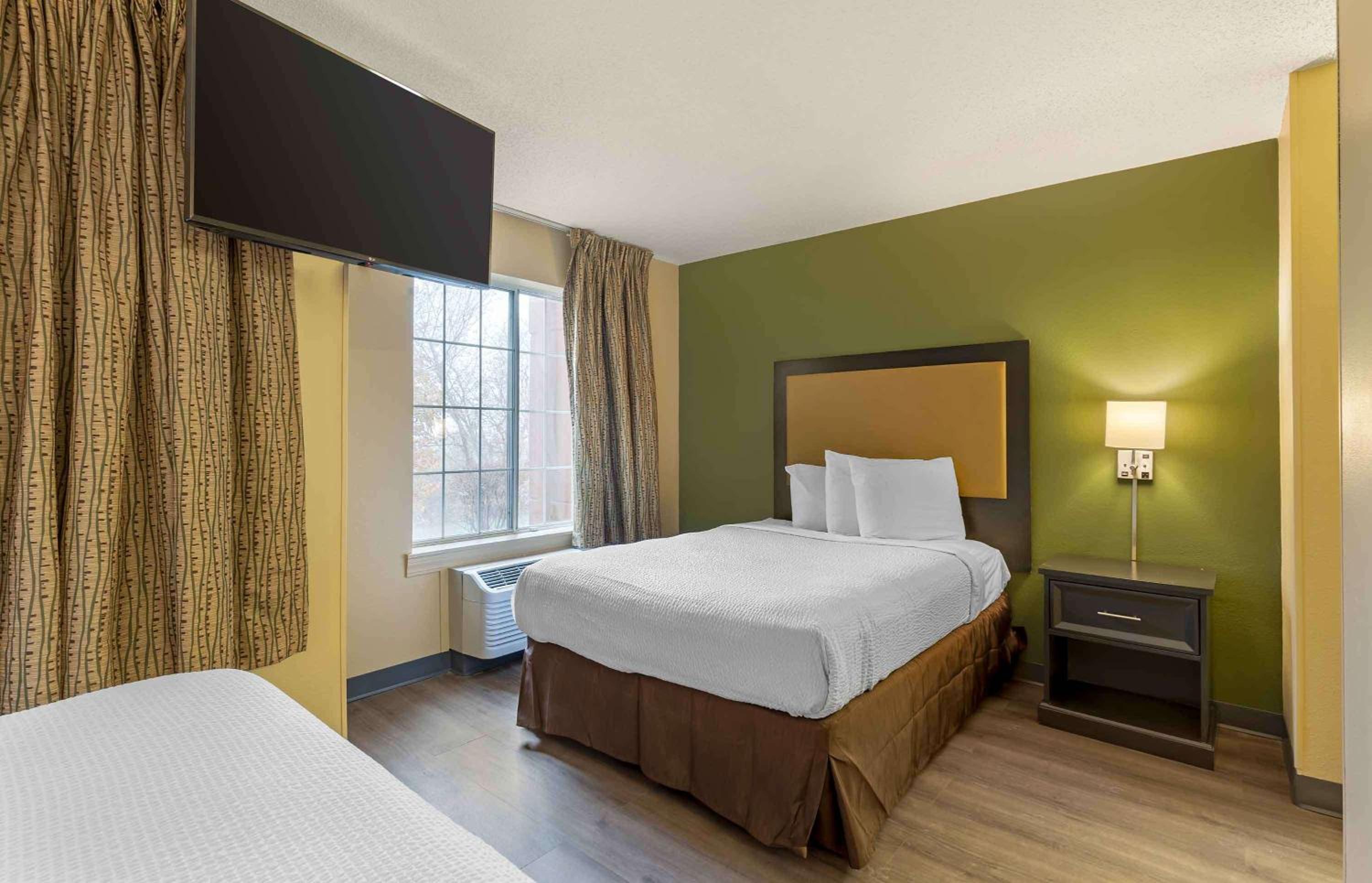 Studio with 2 Double Beds - Non-Smoking - Photo 1