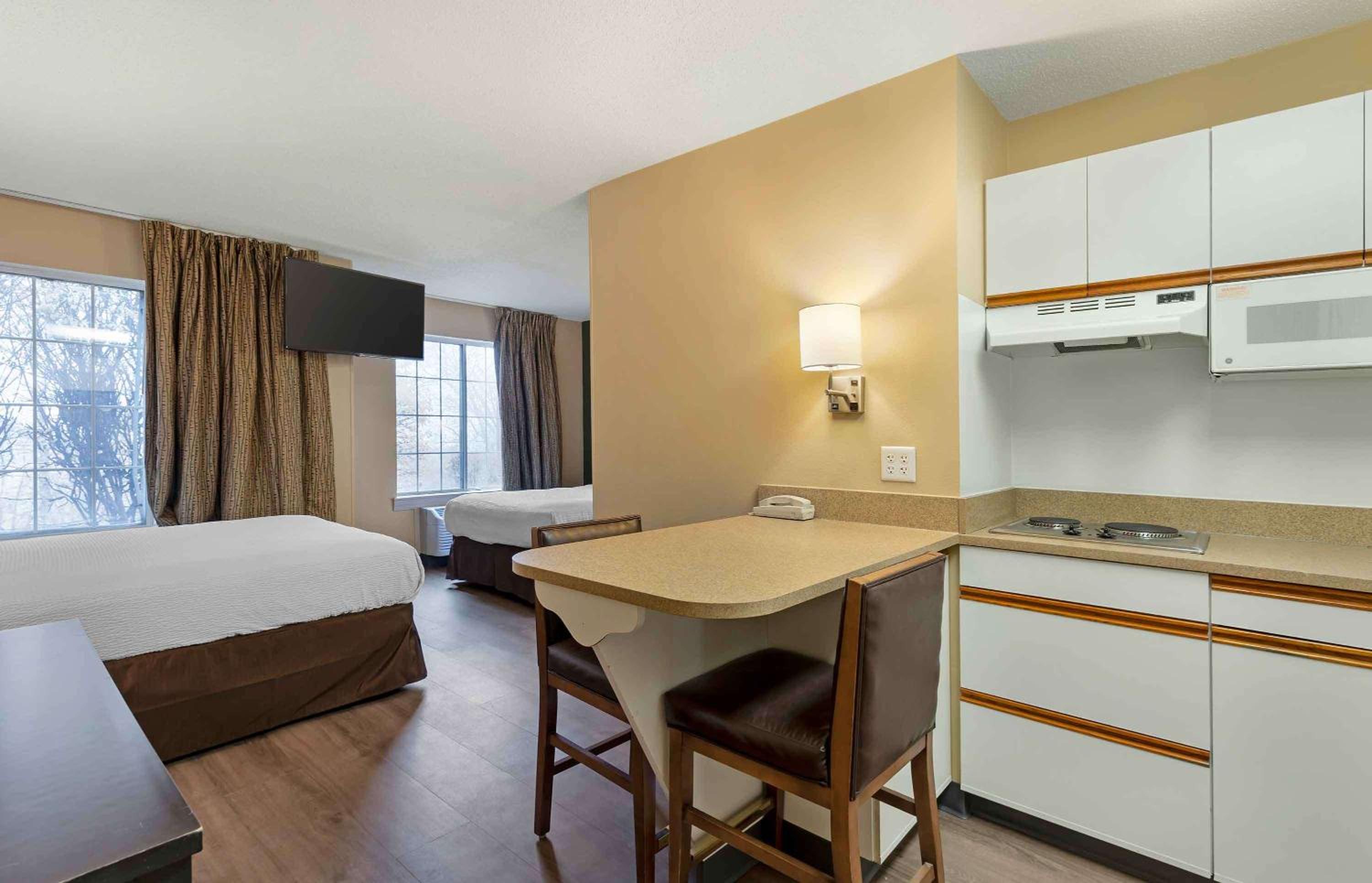 Studio with 2 Double Beds - Non-Smoking - Photo 9