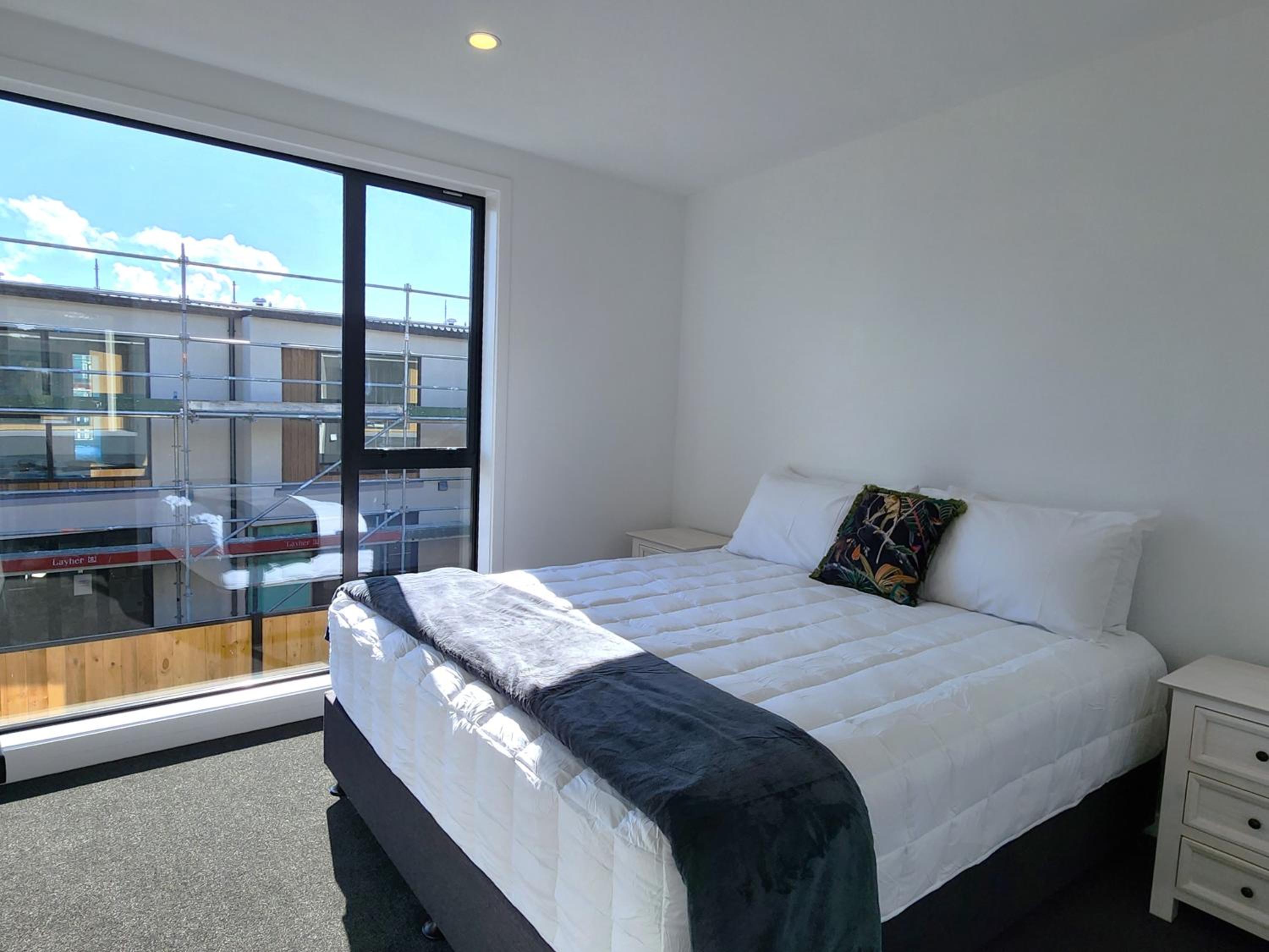 Two-Bedroom Townhouse - Photo 4