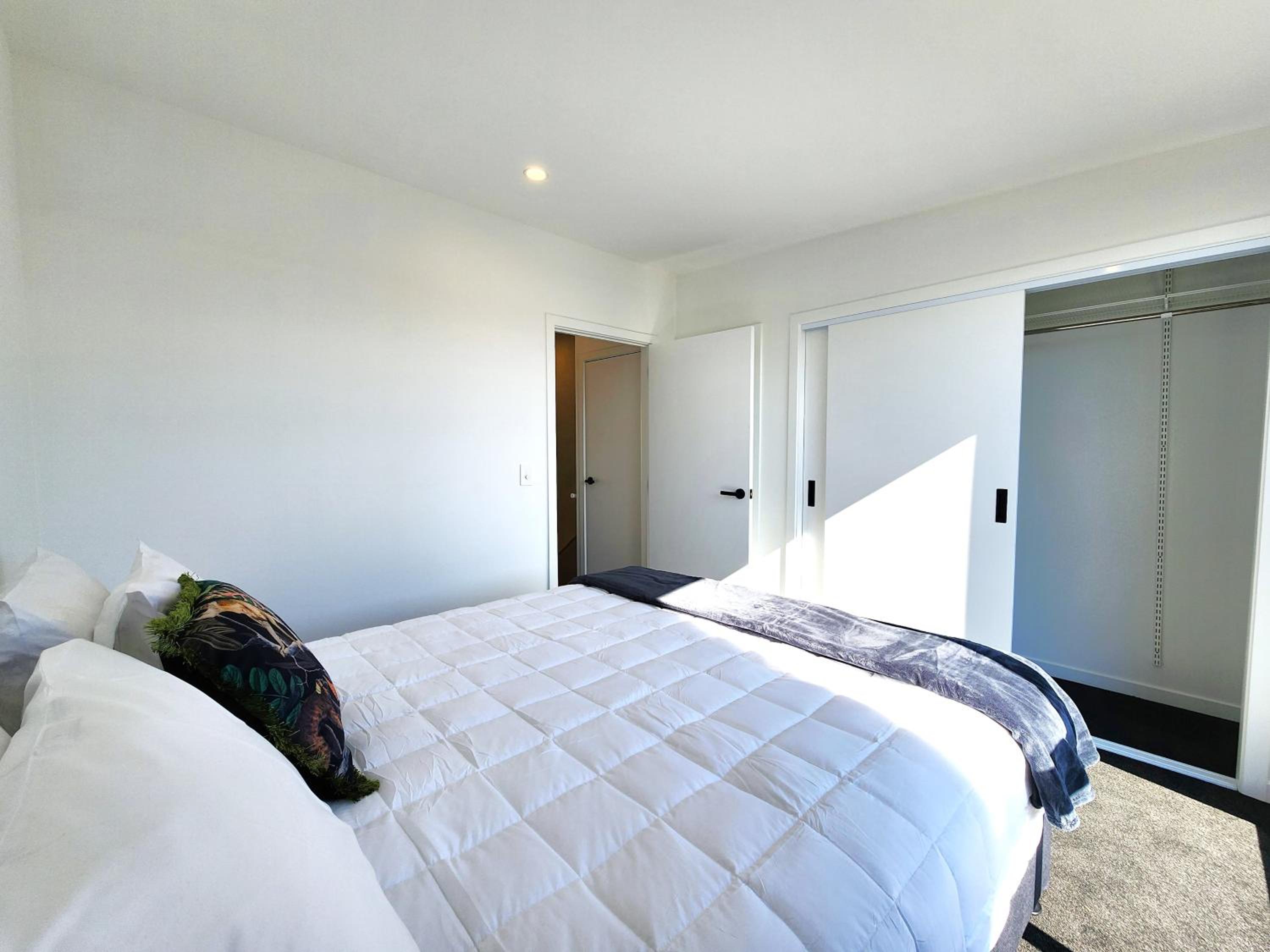 Two-Bedroom Townhouse - Photo 24