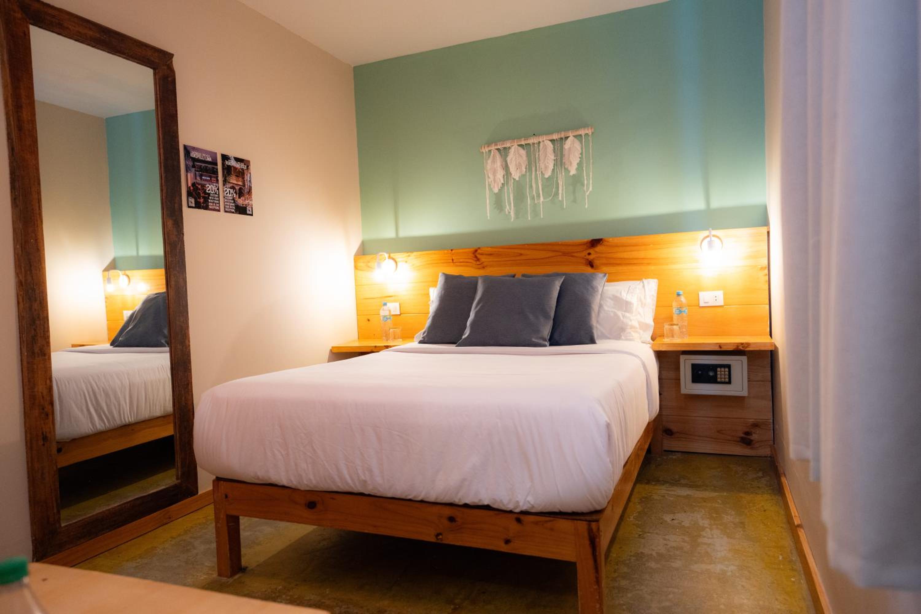 Double Room with Private Bathroom