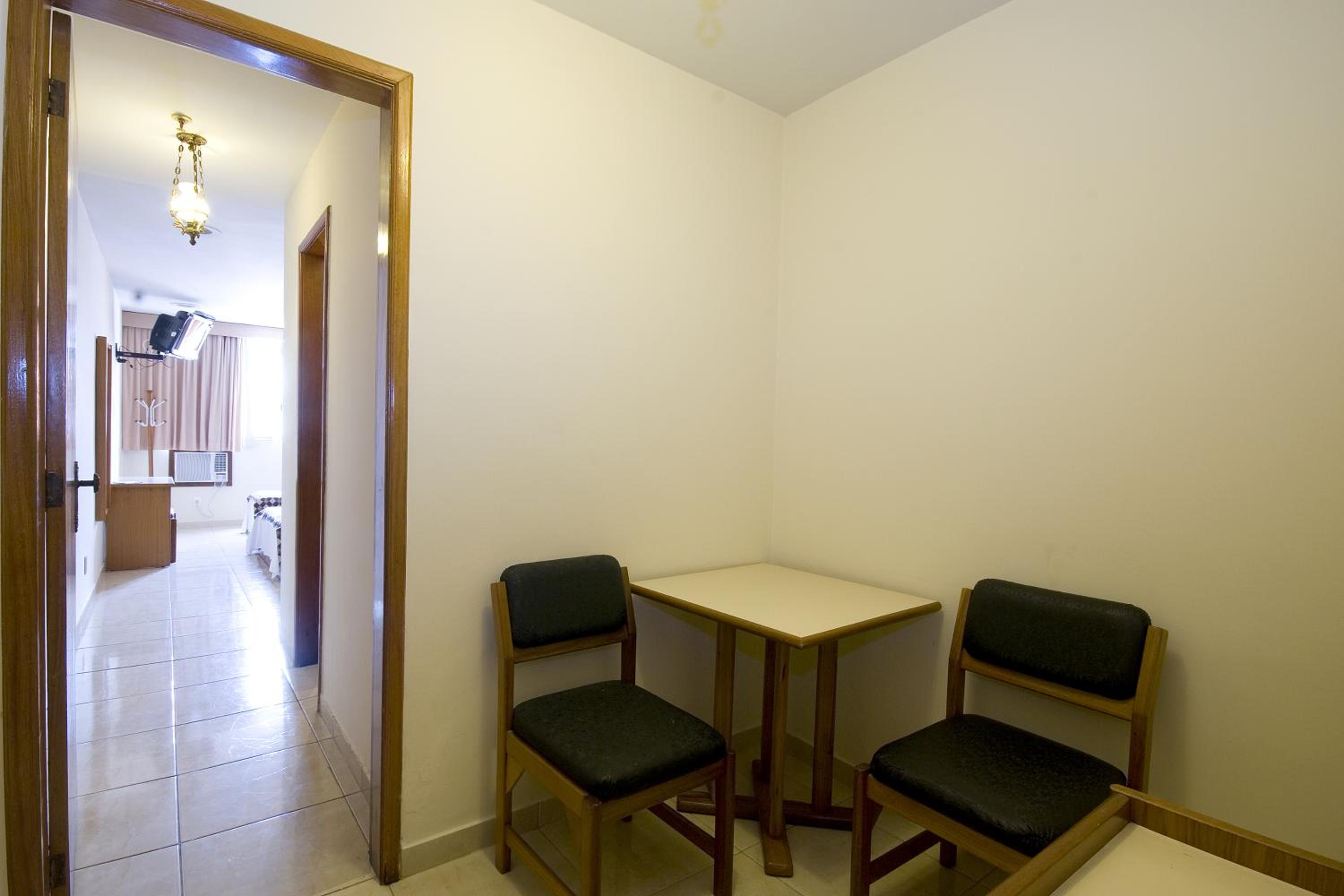 Standard Triple Room - Photo 8