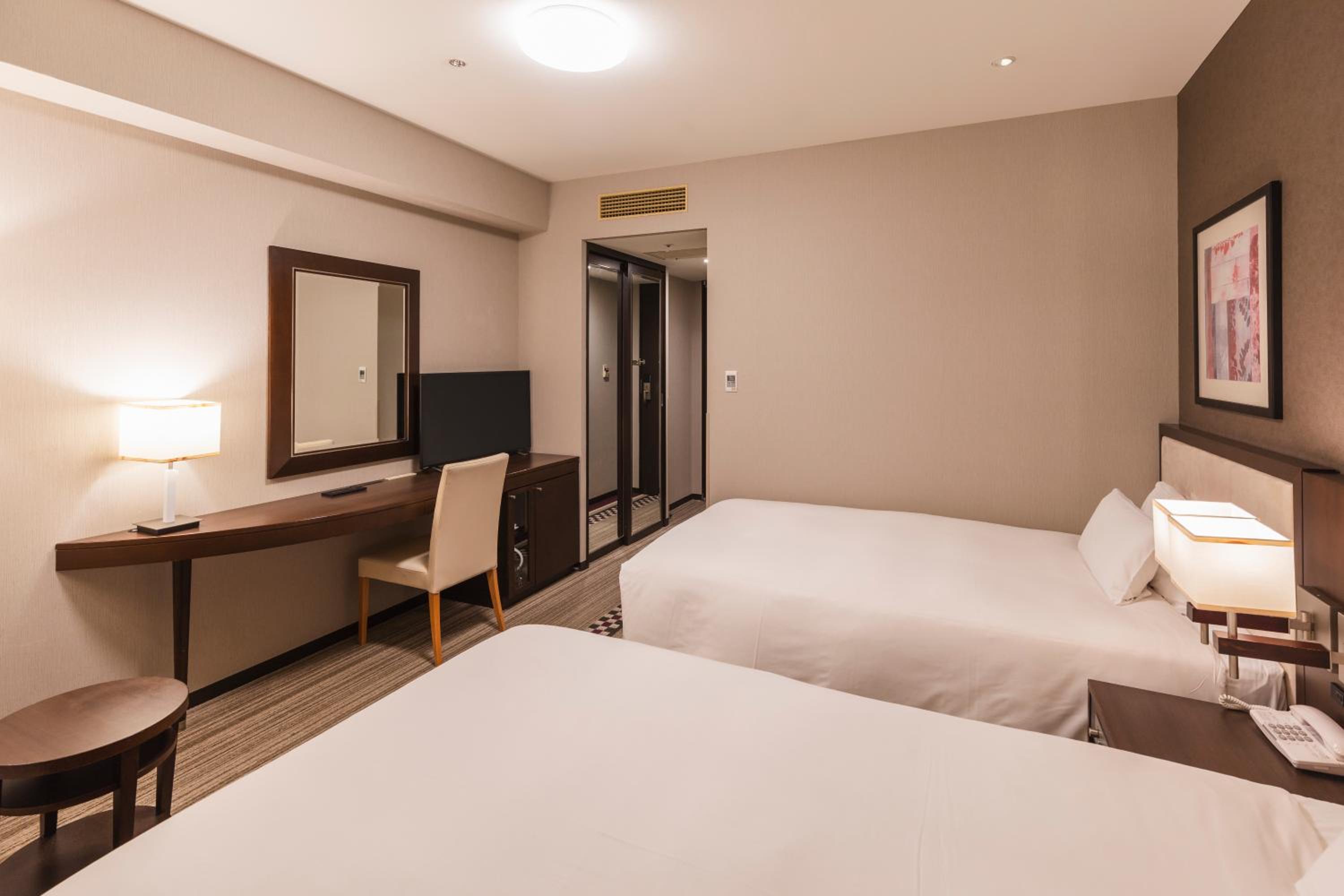 Standard Twin Room - Non-Smoking - Photo 2