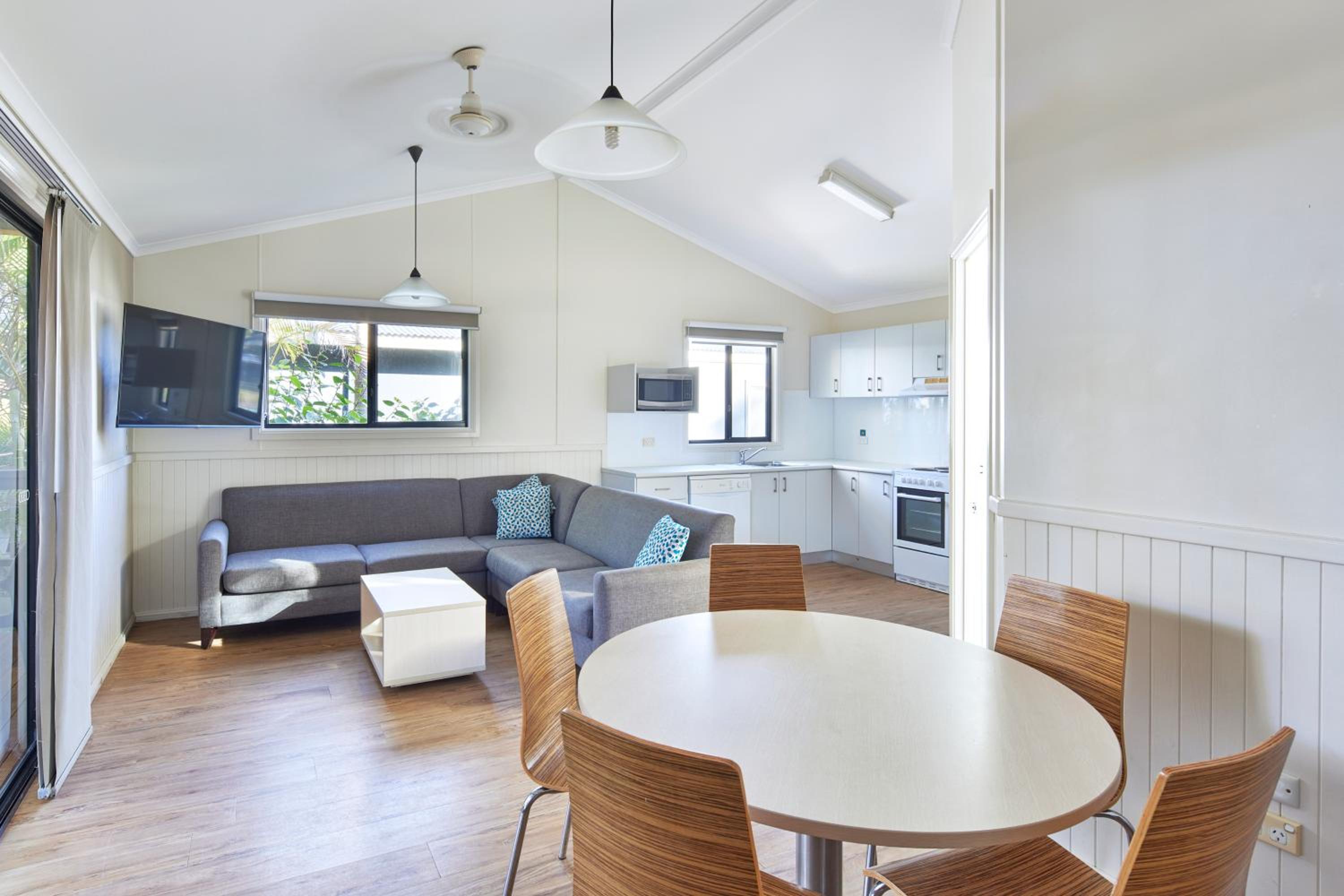 Seabreeze Townhouse - Photo 5