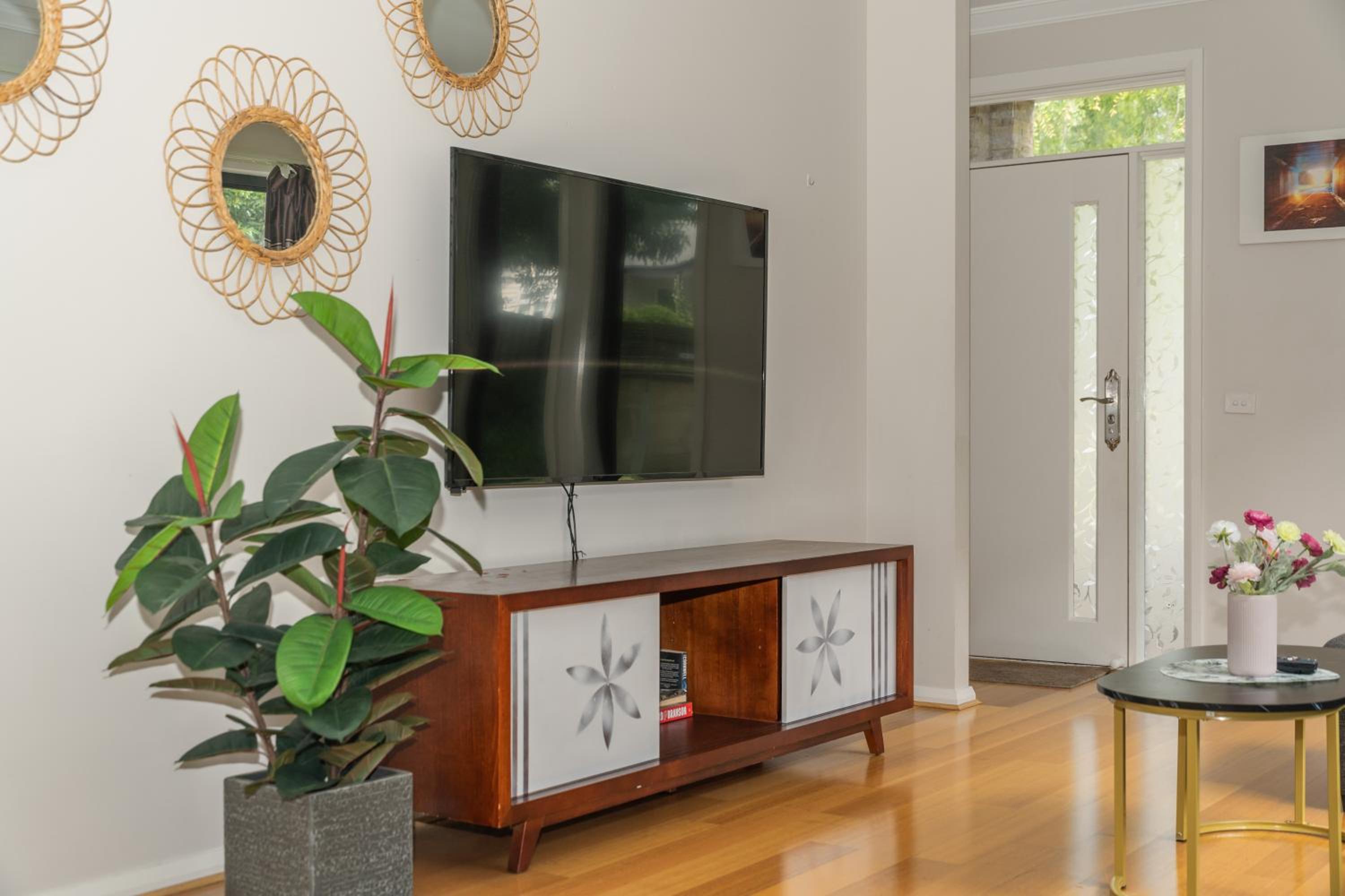 Four-Bedroom House photo 1