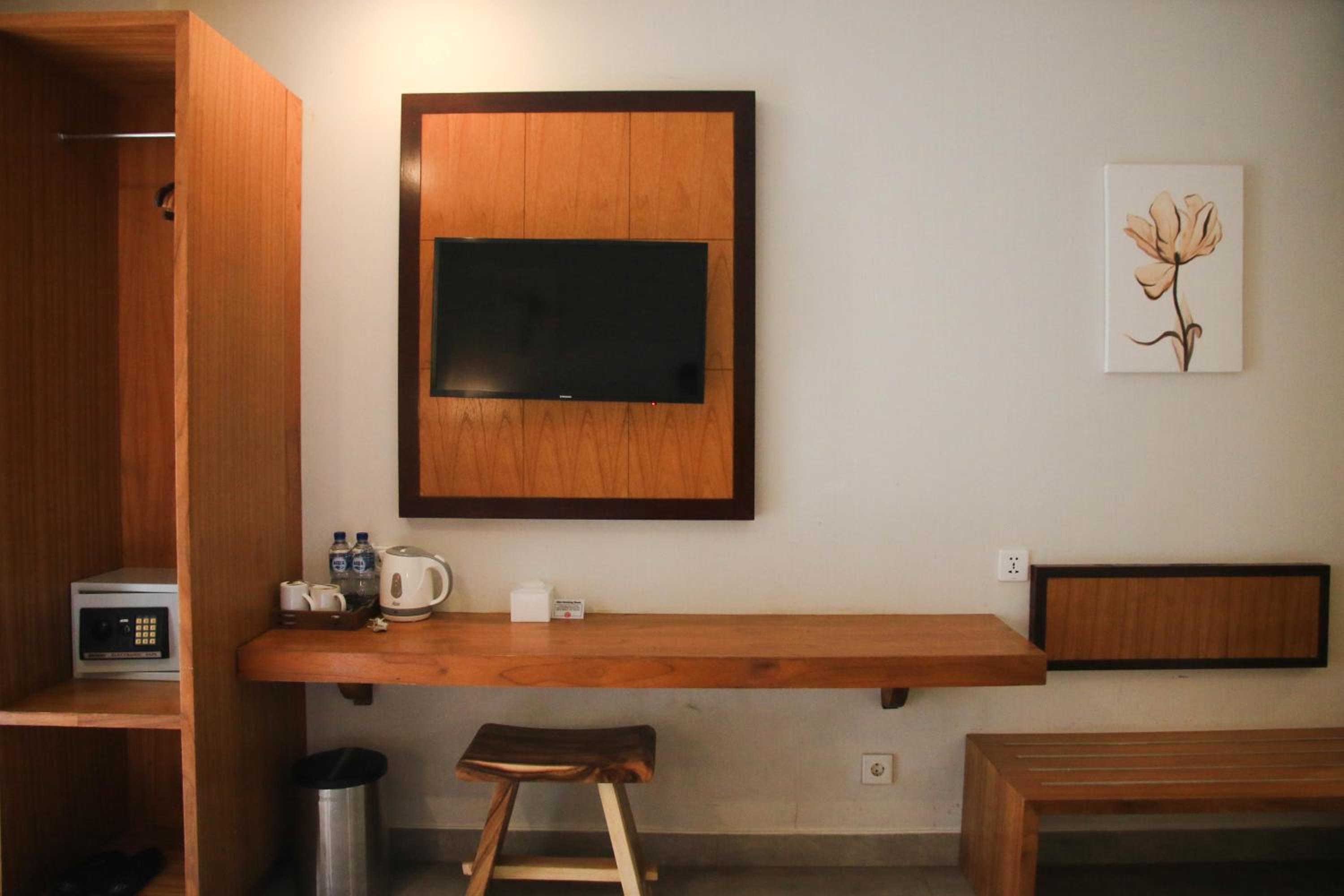 Superior Double or Twin Room - Photo 8