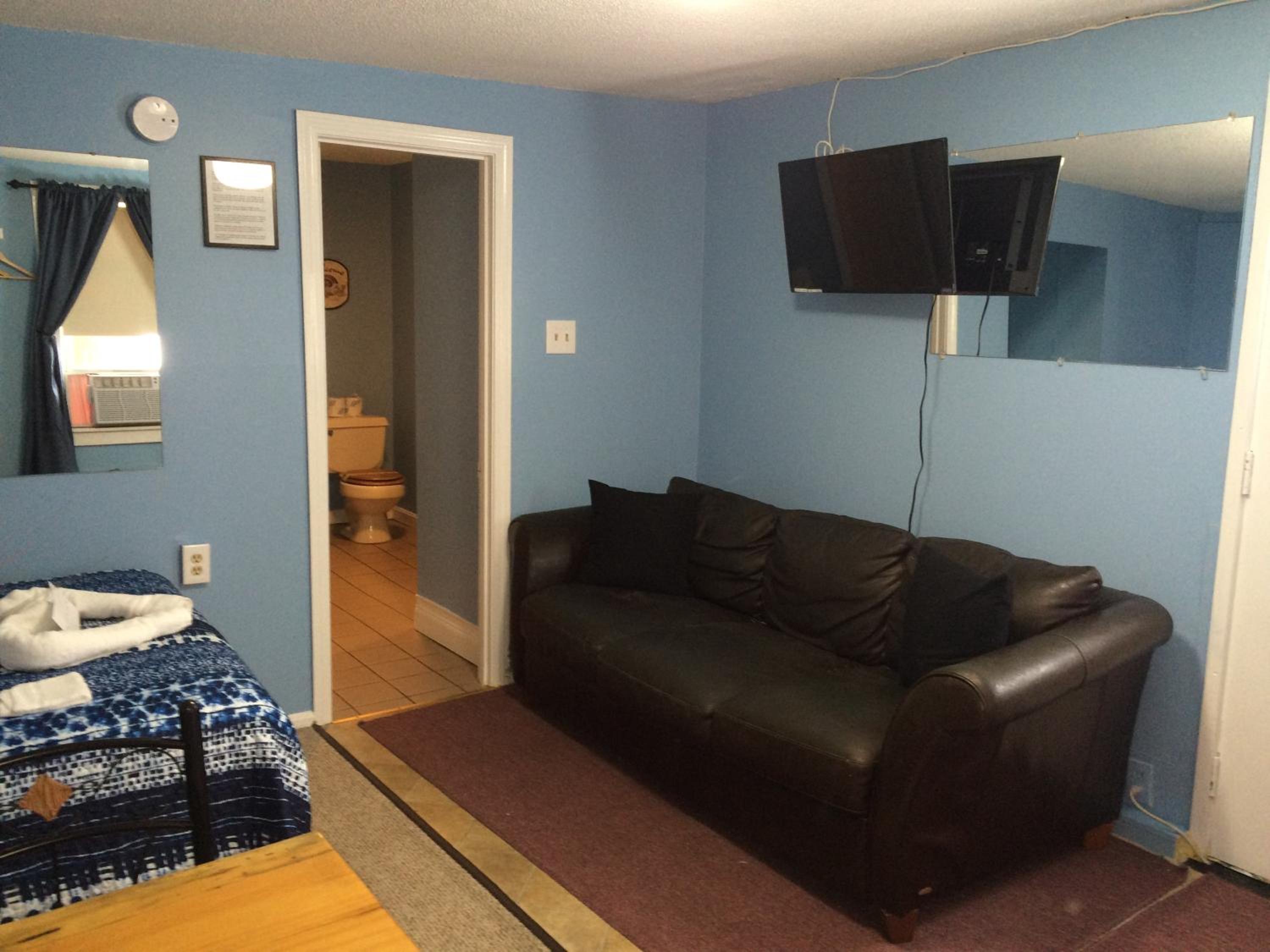 Queen Room -11 photo 3