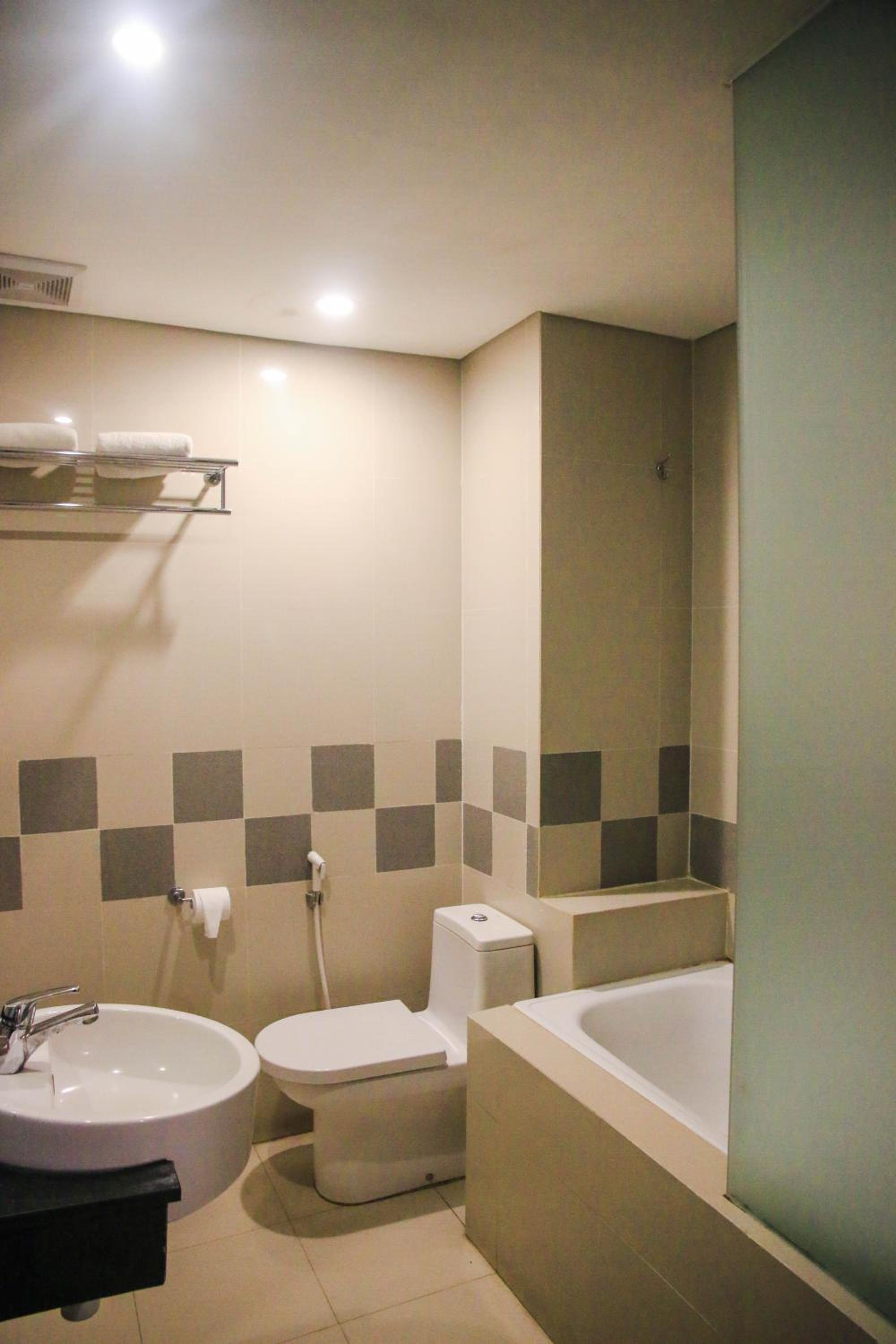 Deluxe Double or Twin Room with Pool View - Photo 3