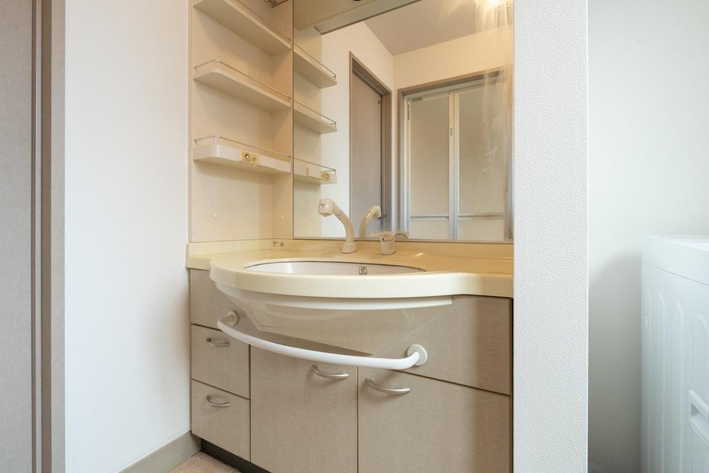 Two-Bedroom House photo 3