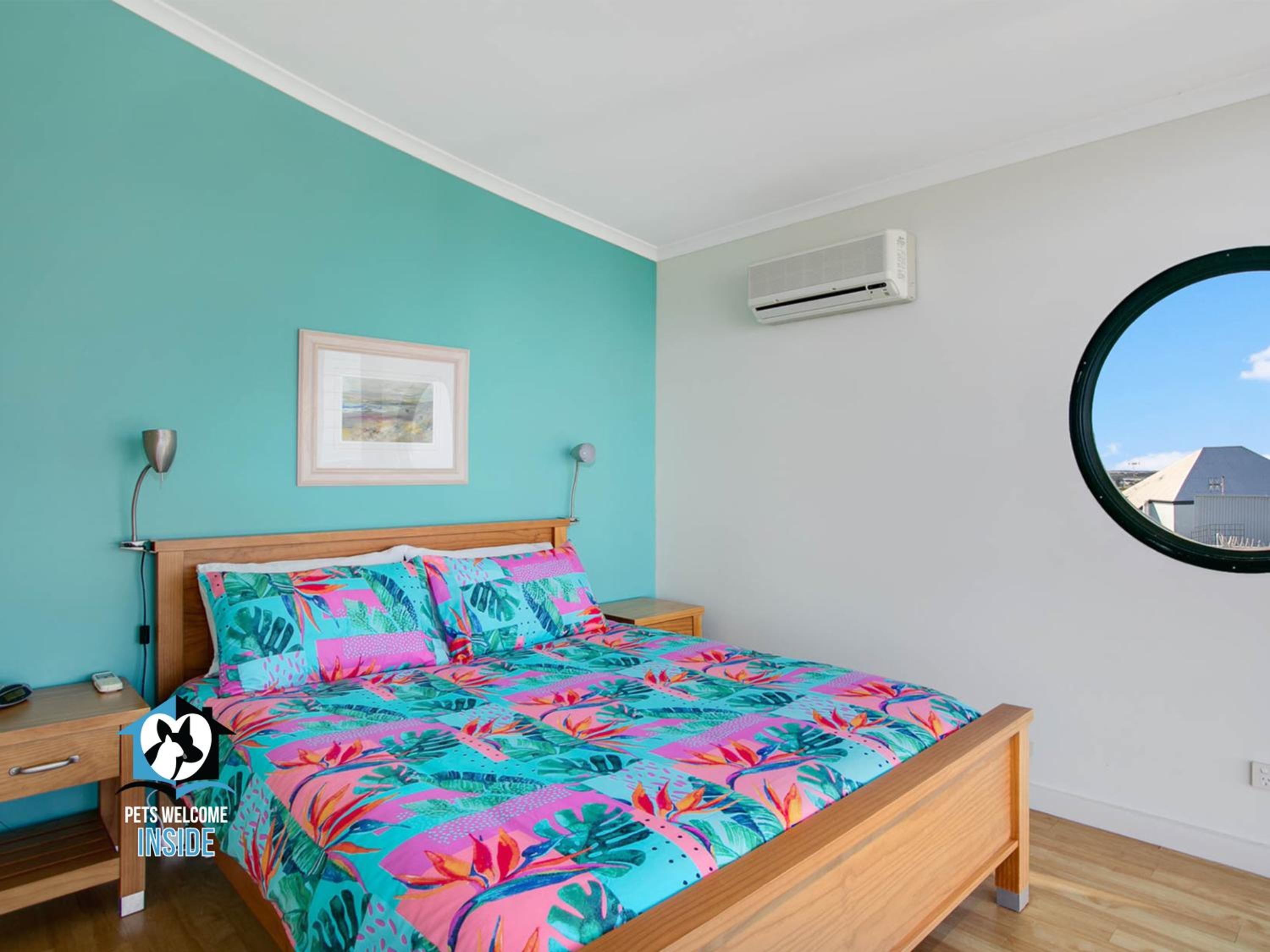 Four-Bedroom House photo 1