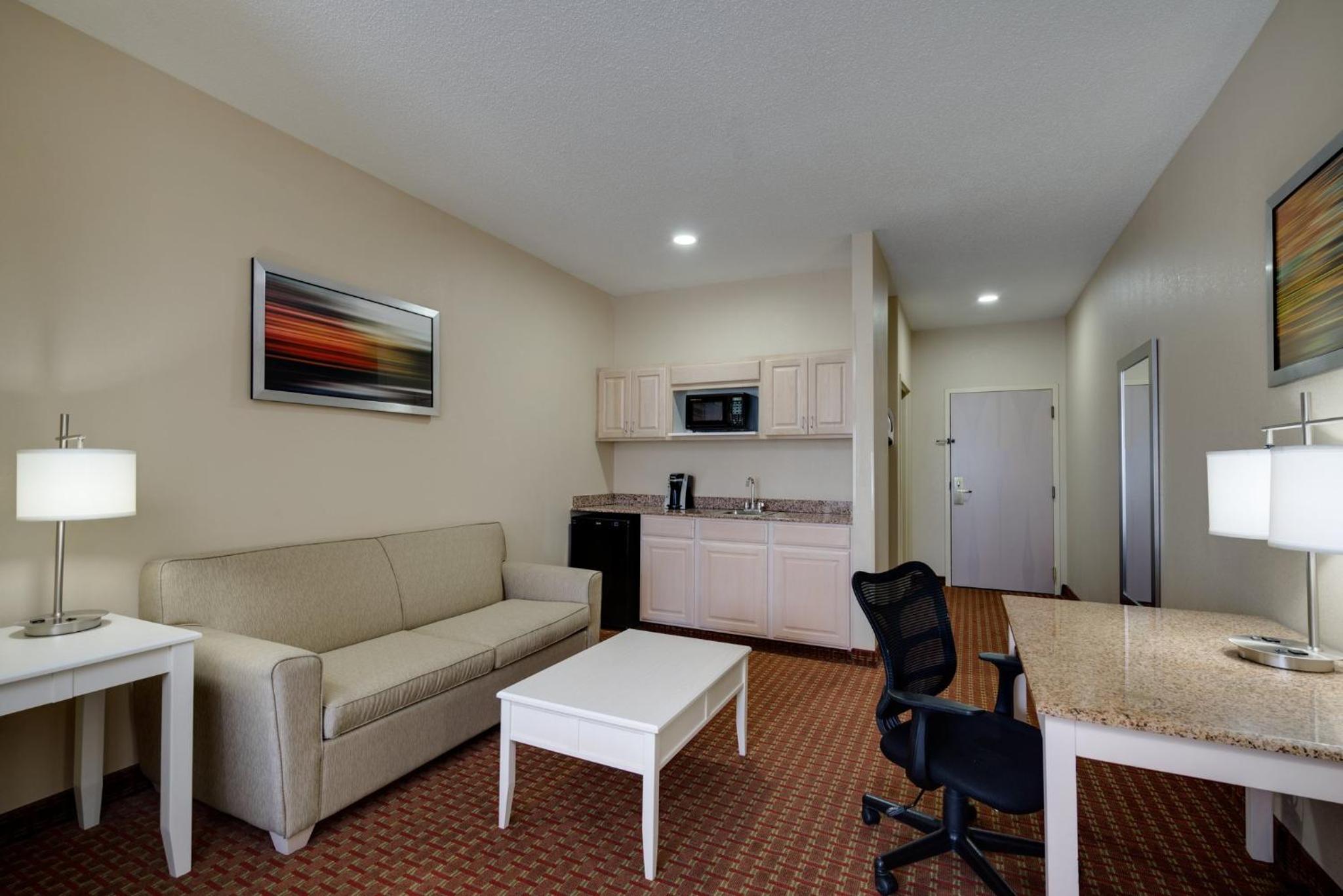 Standard King Room - Photo 1