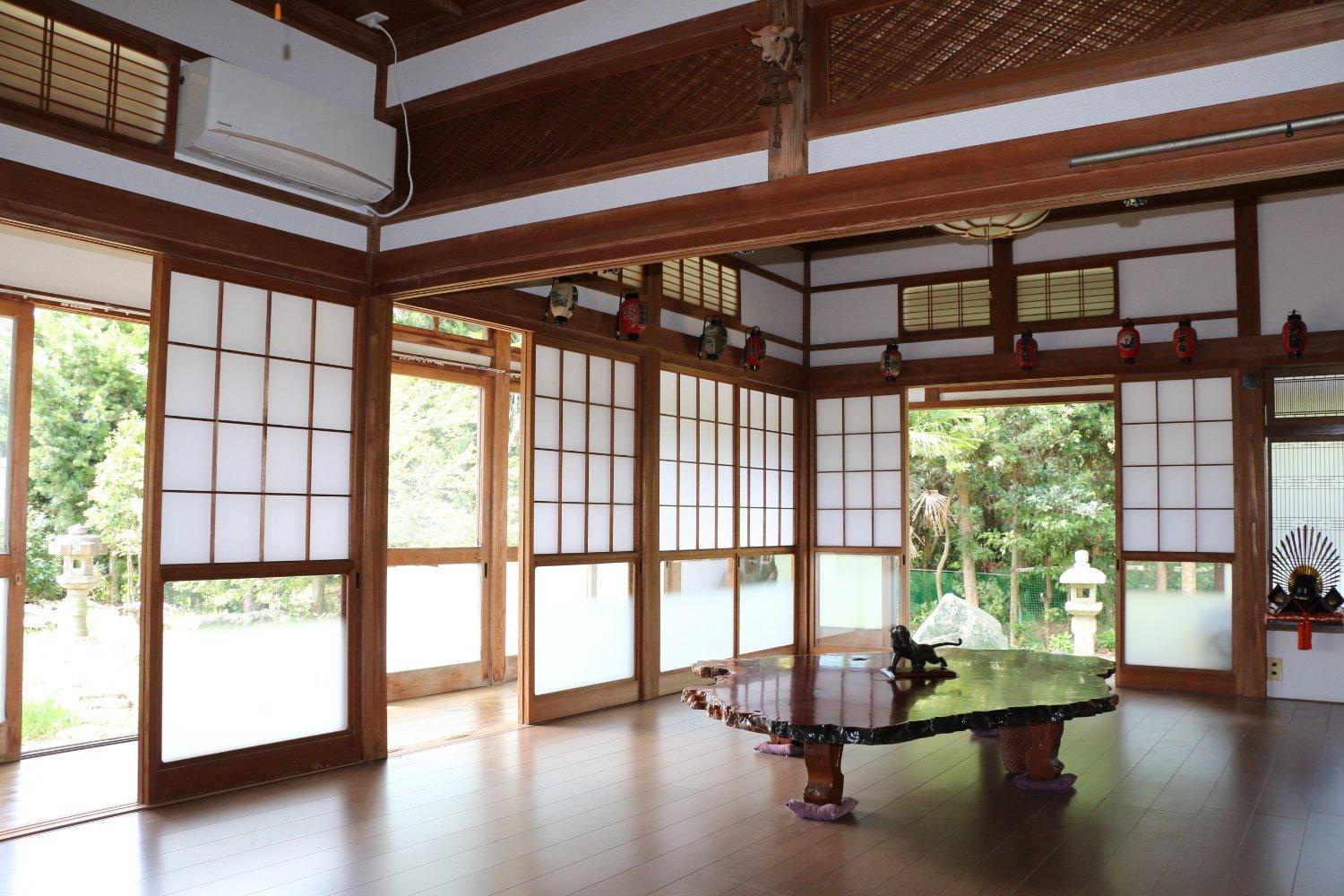 Three-Bedroom House photo 1
