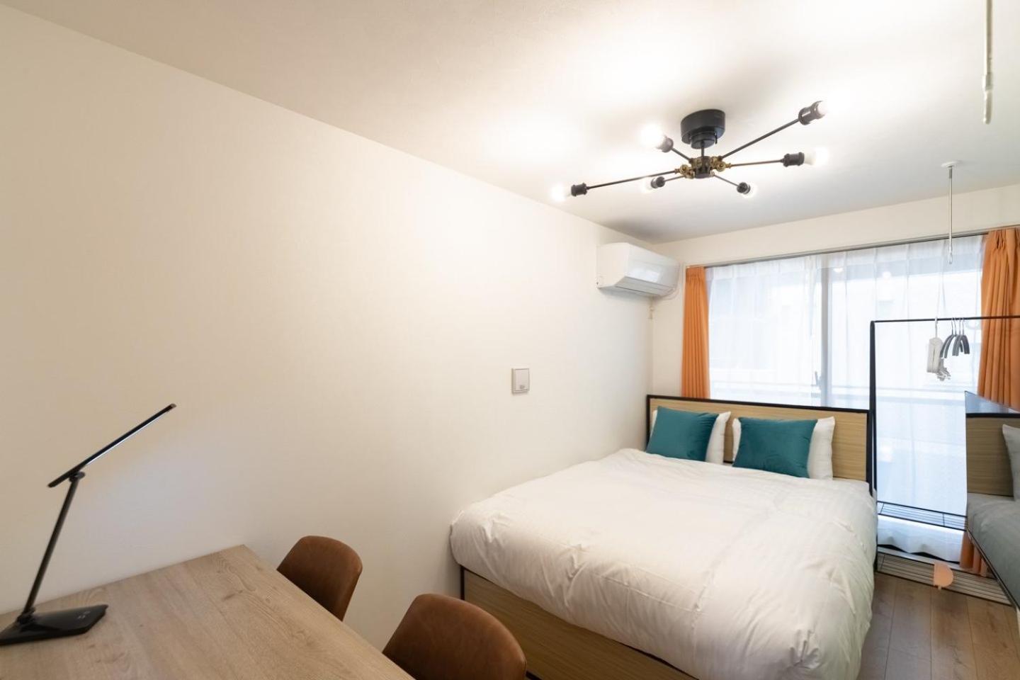 One-Bedroom Apartment photo 2