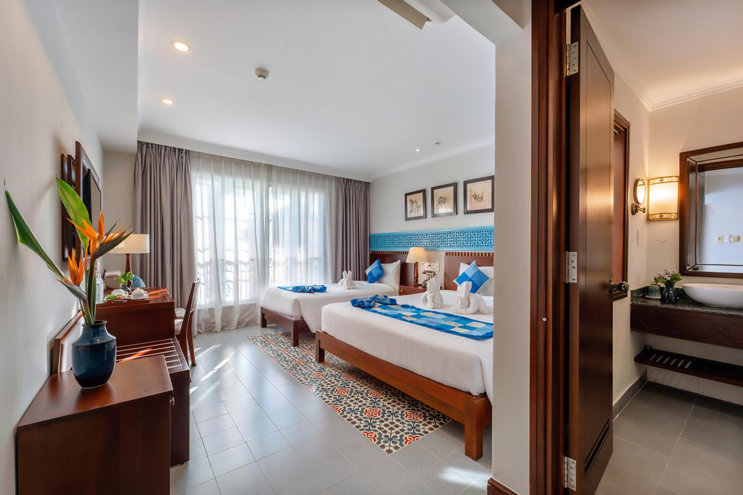 Deluxe Double or Twin Room photo 3