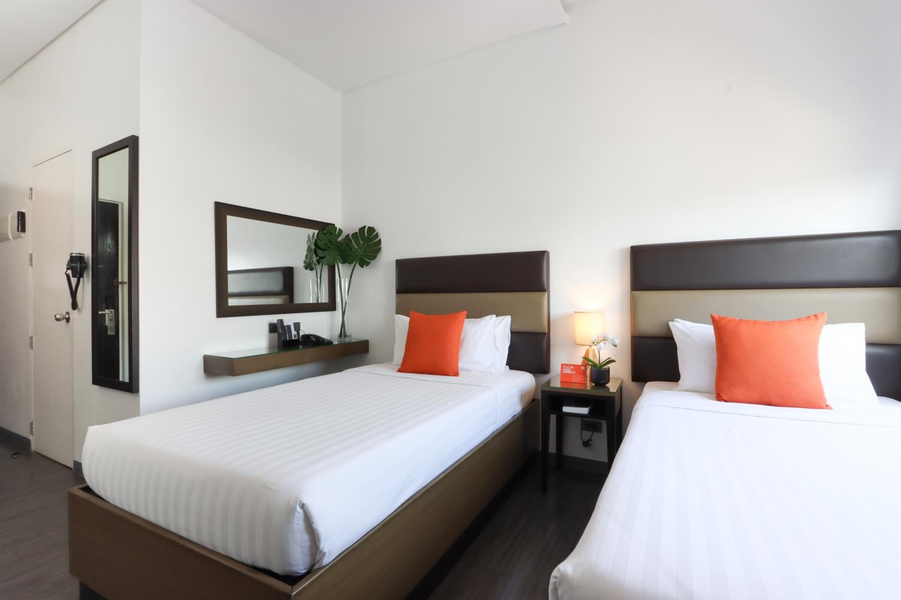 Executive Twin Room - Photo 3