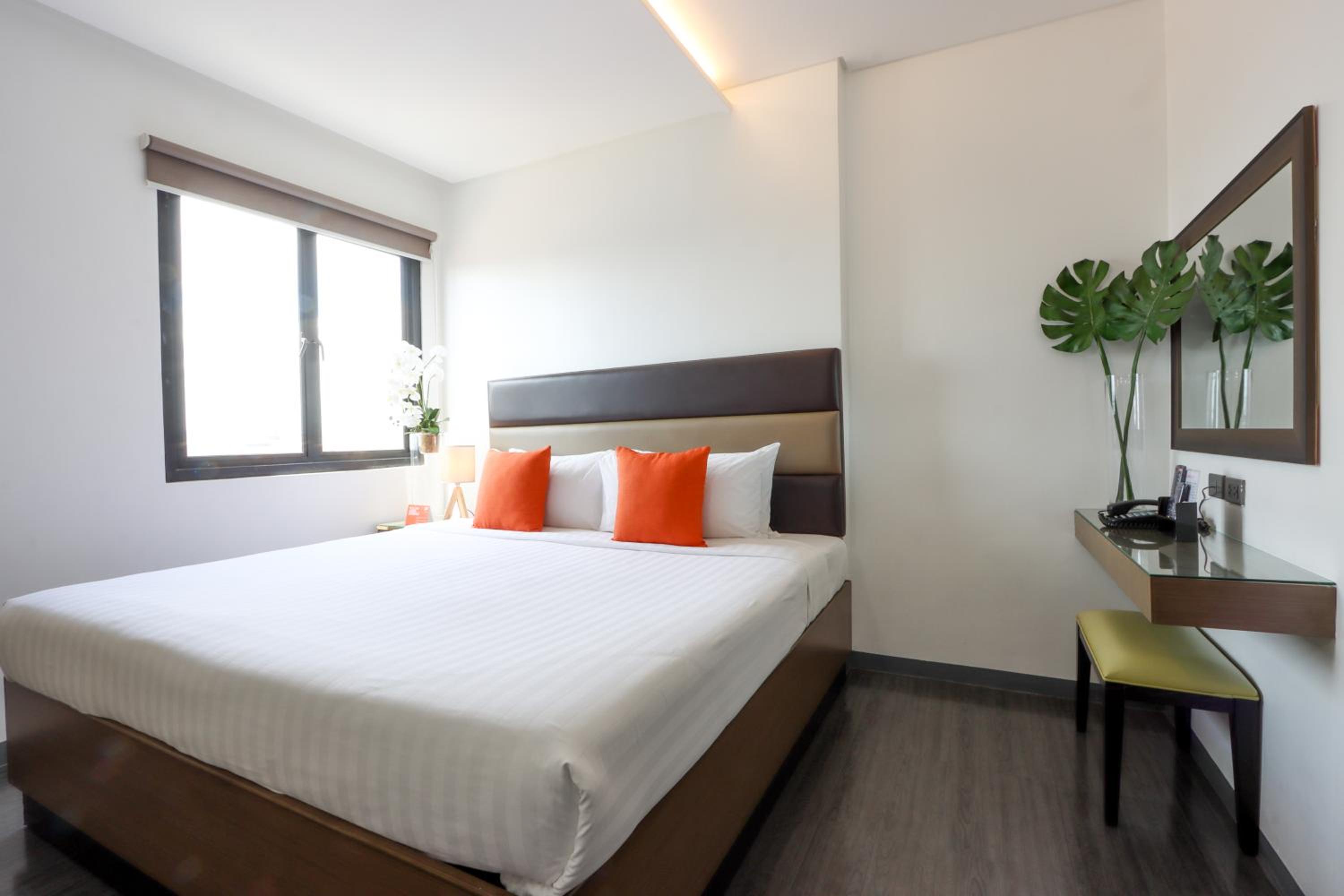 Executive King Room - Photo 3