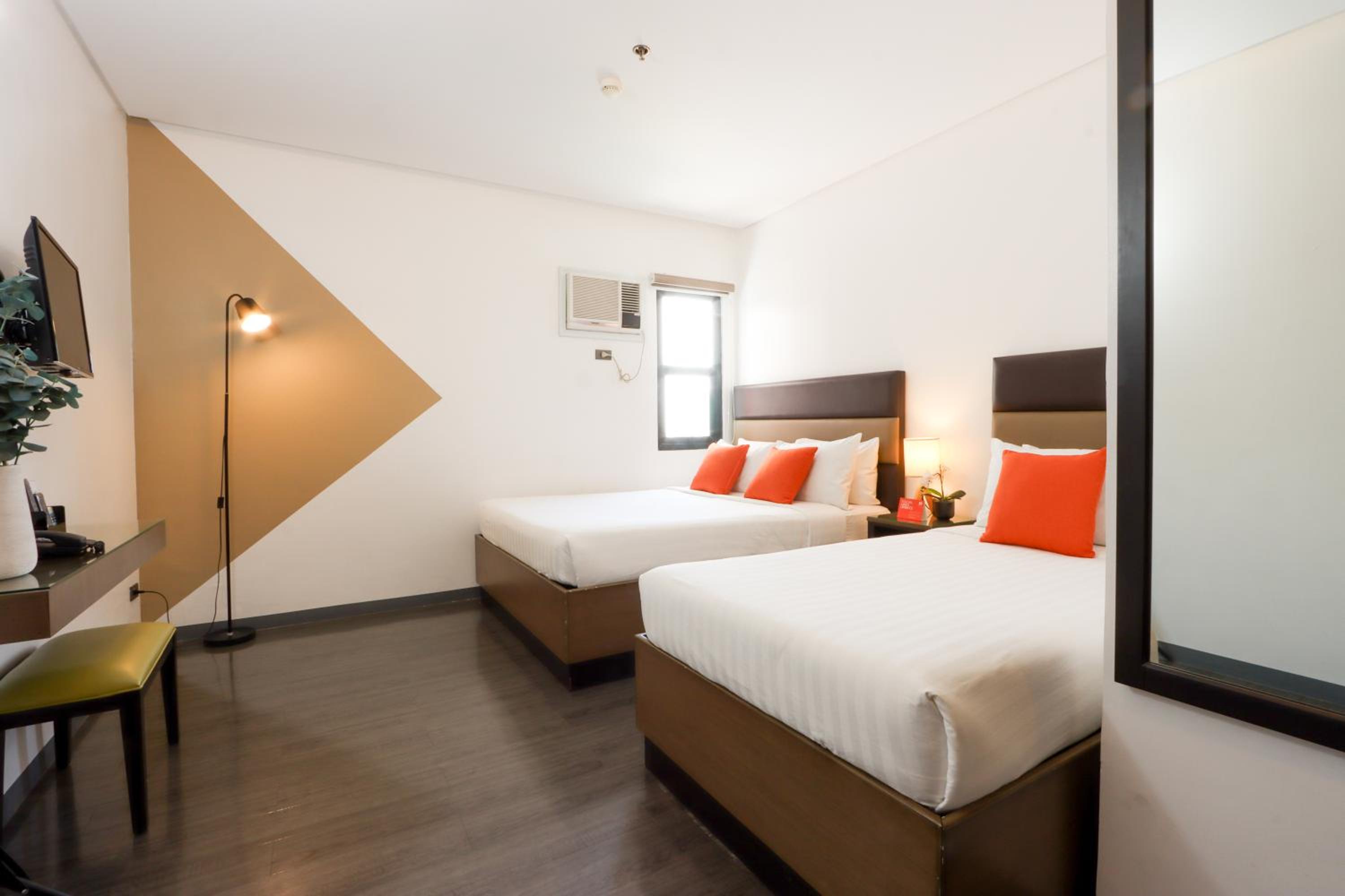 Deluxe Triple Room - Photo 2