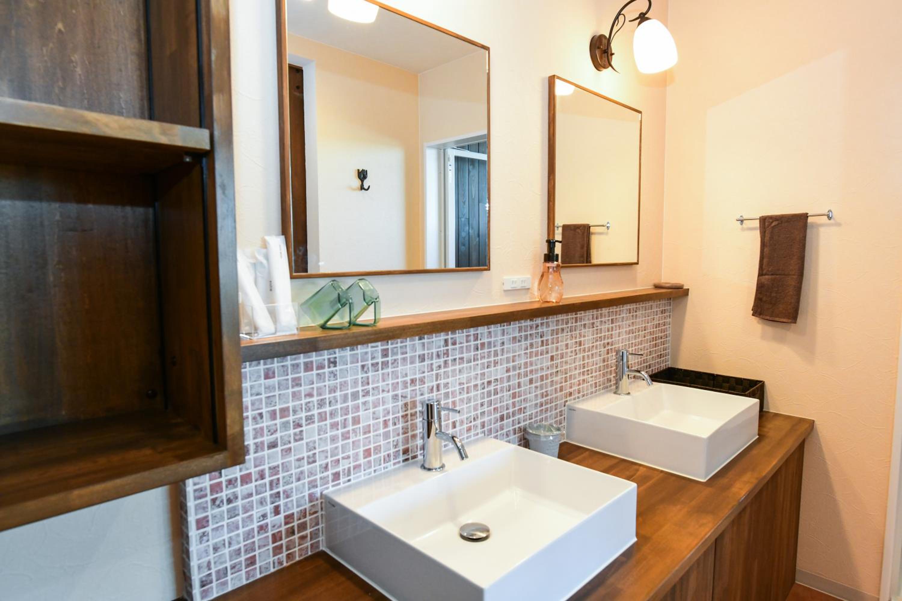 Triple Room with Private Bathroom and BBQ Dinner