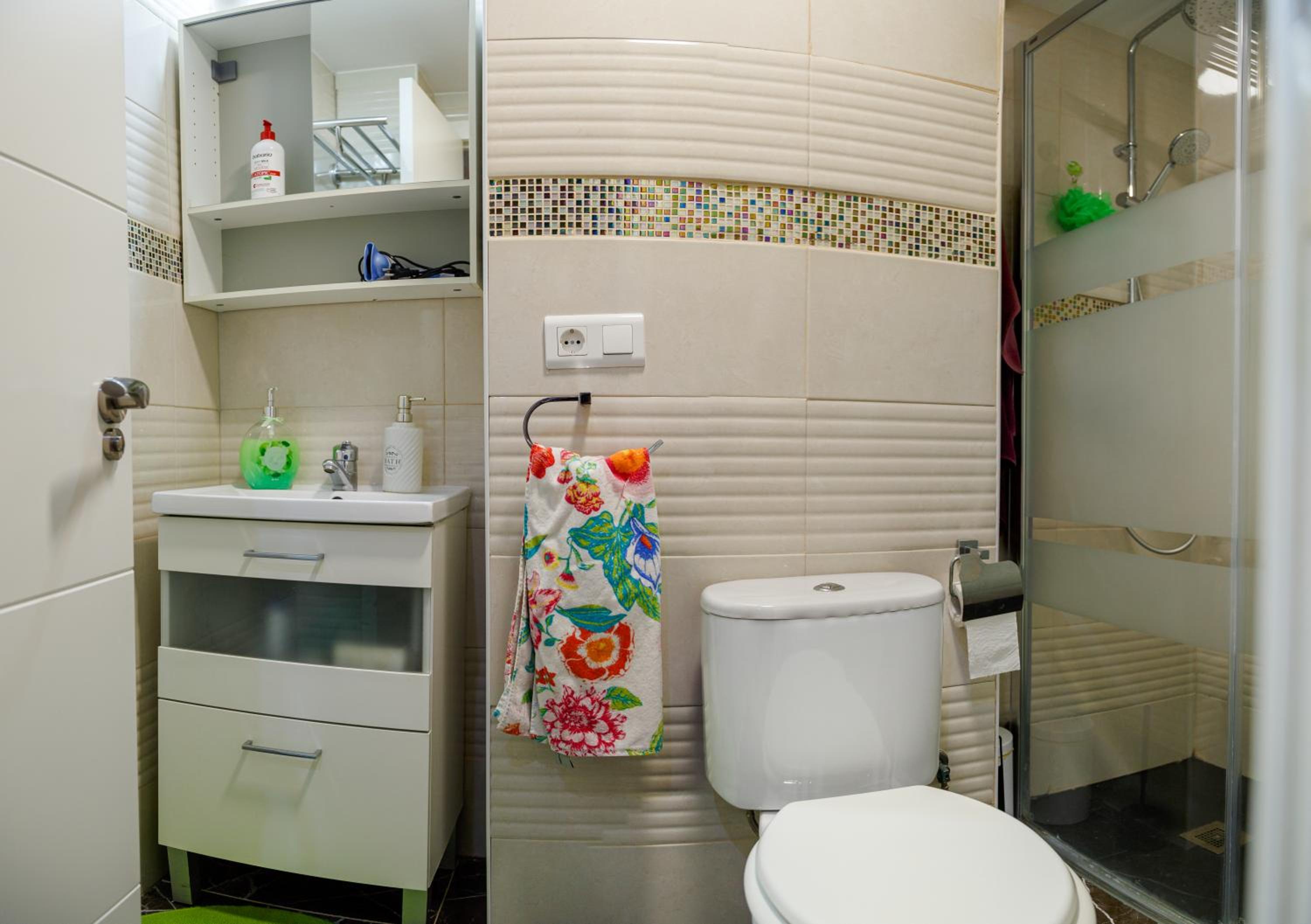 Standard Double Room with Shared Bathroom photo 2