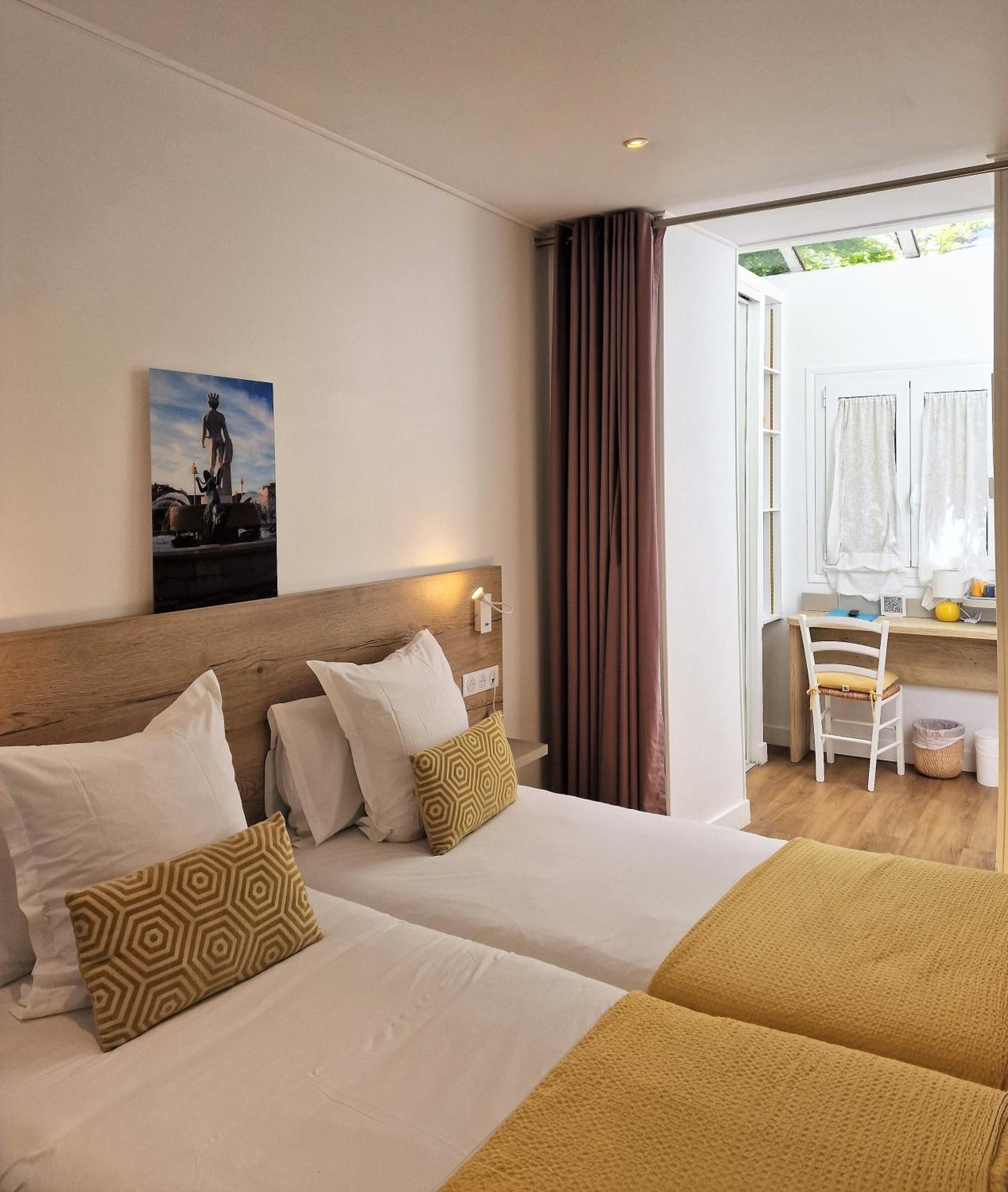 Double room with patio view - Ground Floor - Photo 5