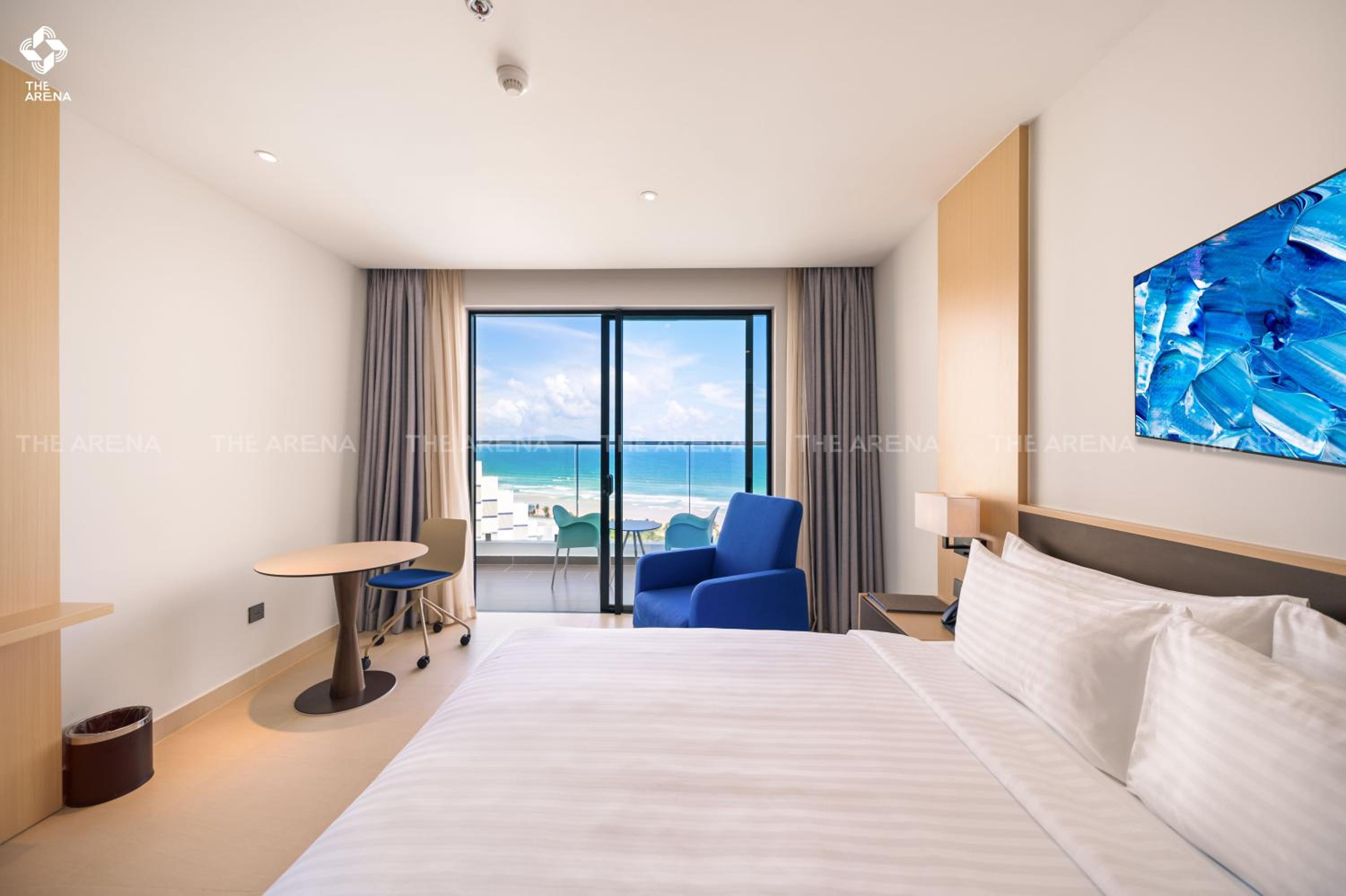 Premier King Oceanfront