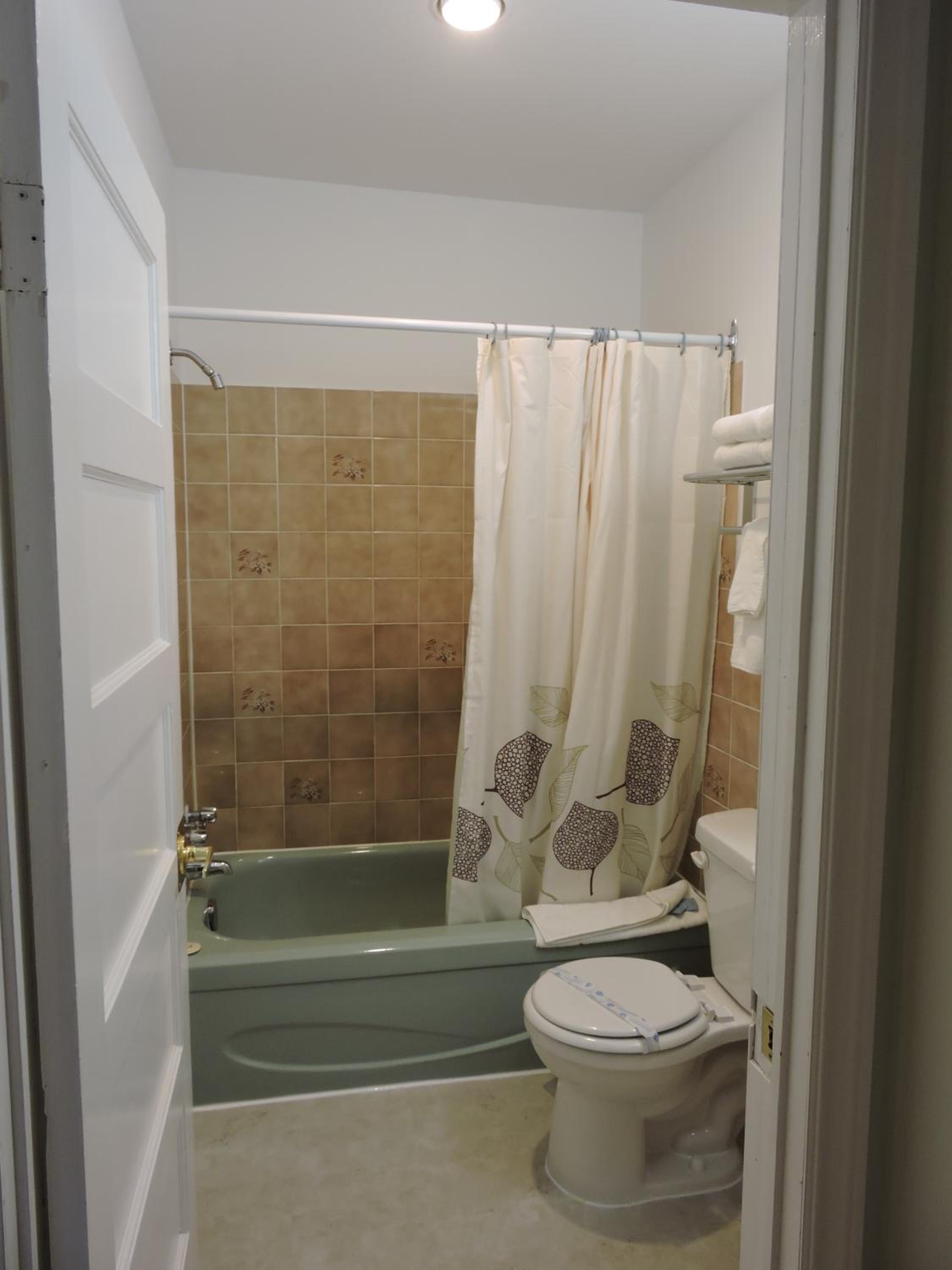 Queen Suite photo 2