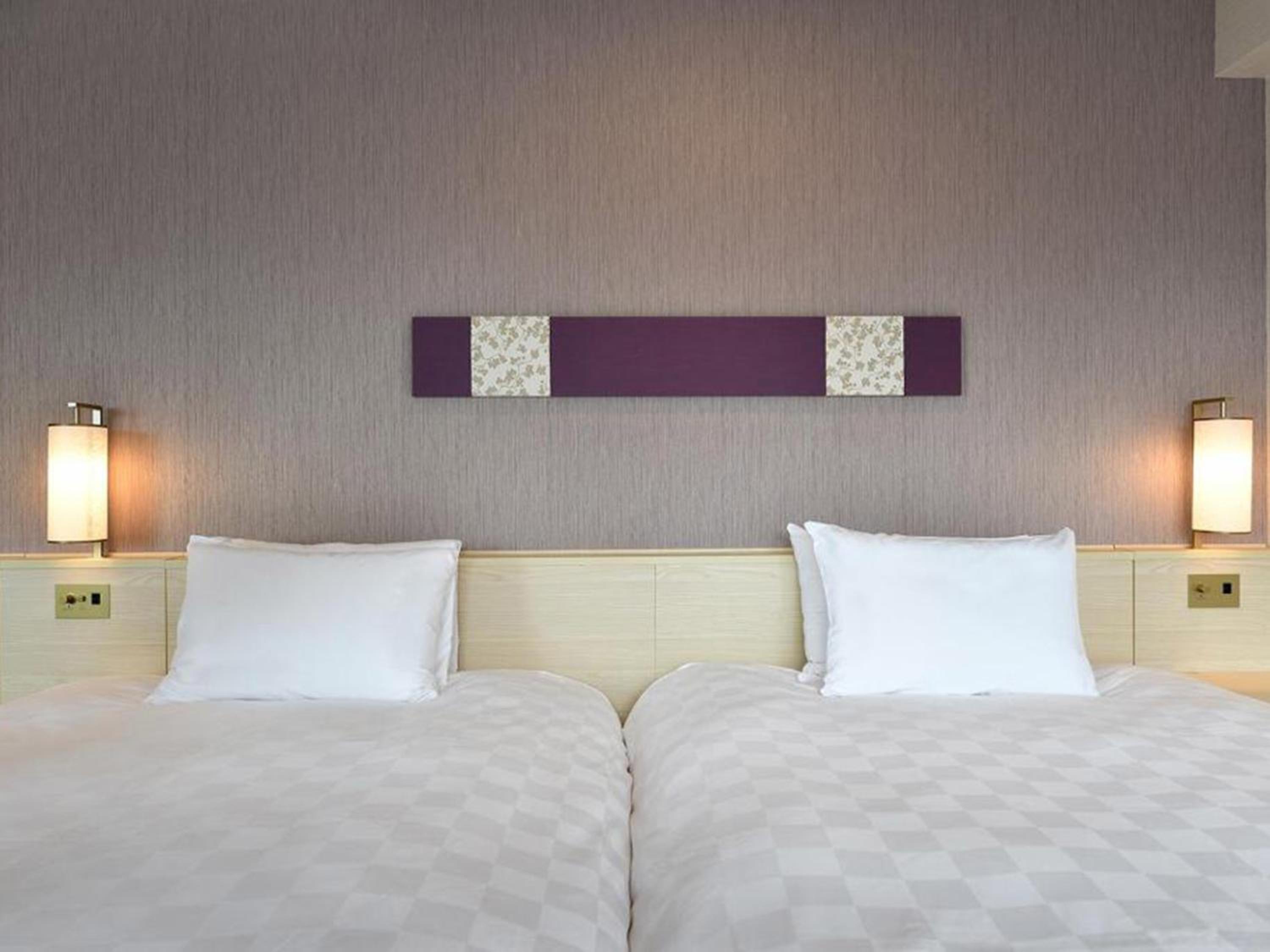 Deluxe Twin Room, Non-Smoking (30.6sqm) photo 2