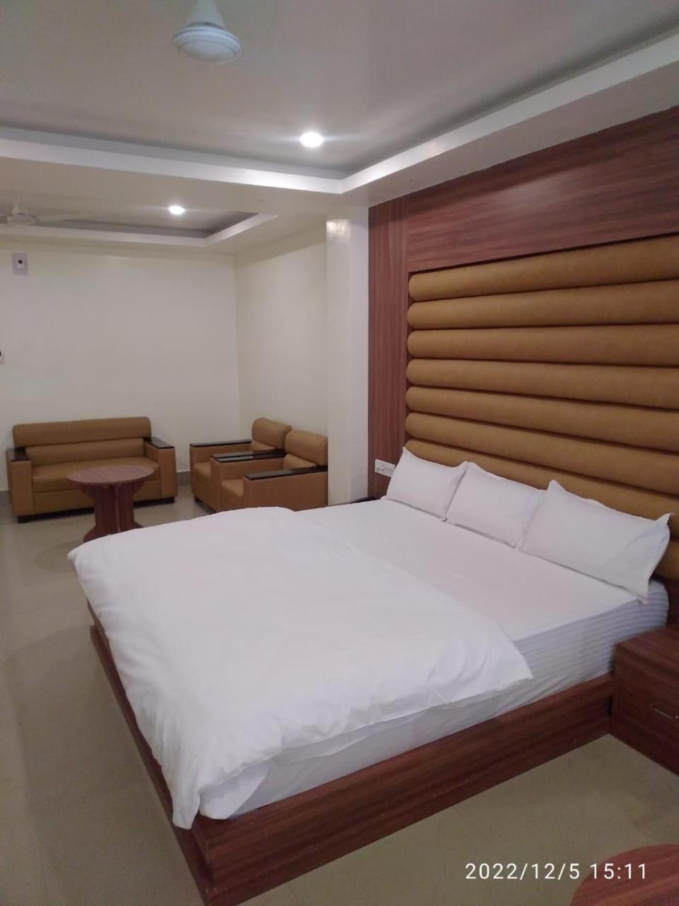 Basic Triple Room photo 1