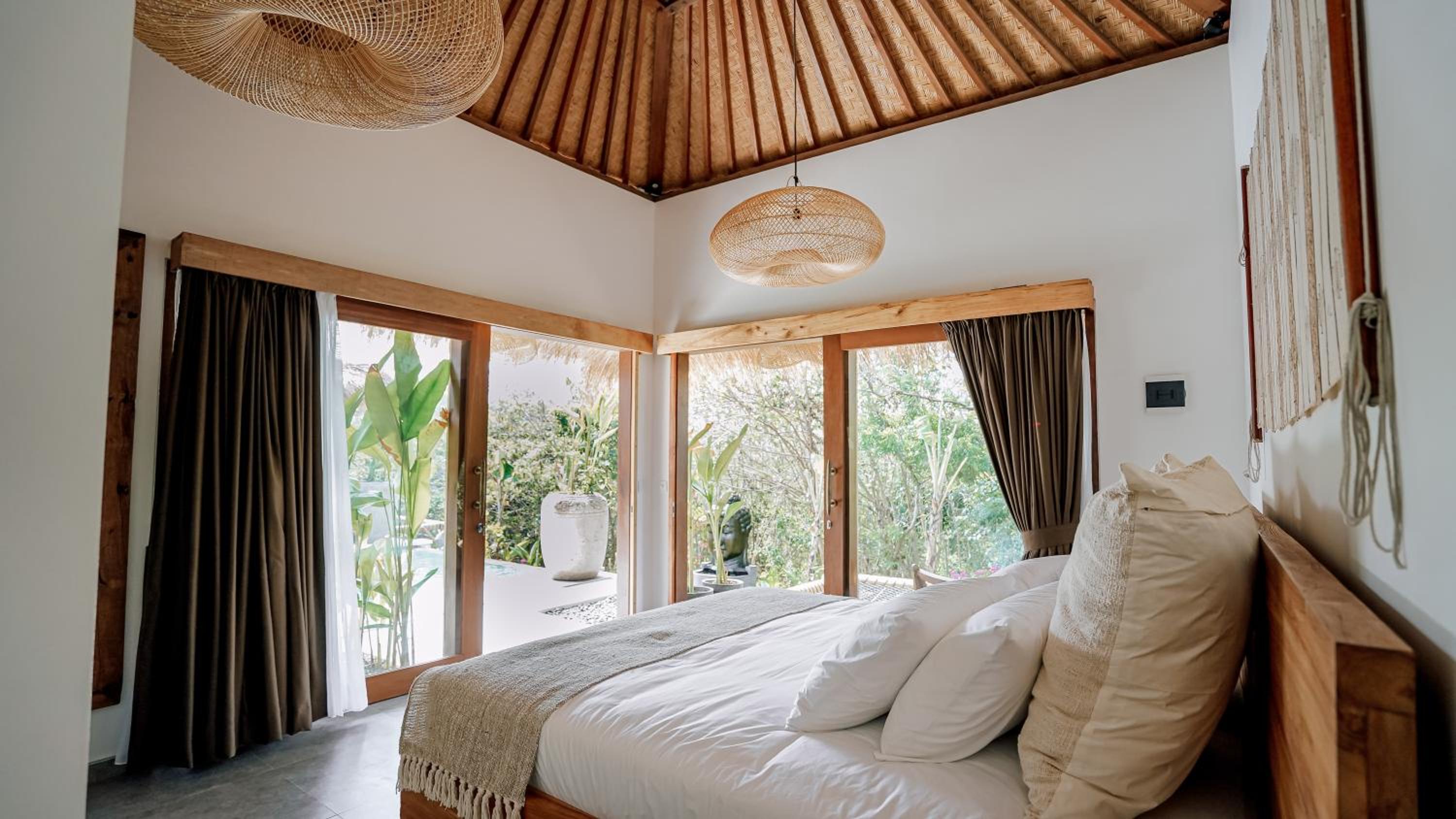 Deluxe Double Room with Balcony photo 1
