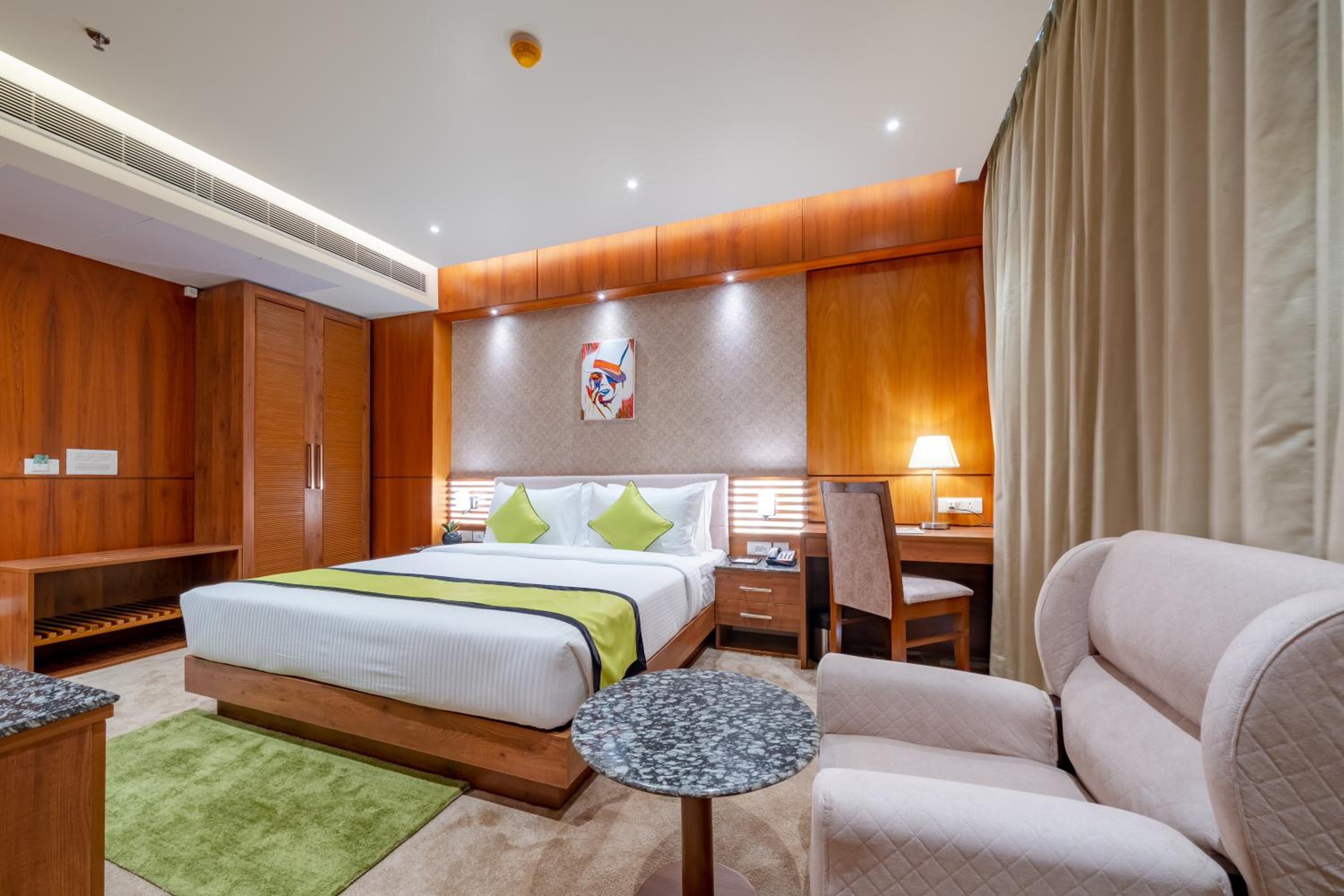 Executive Triple Room photo 3