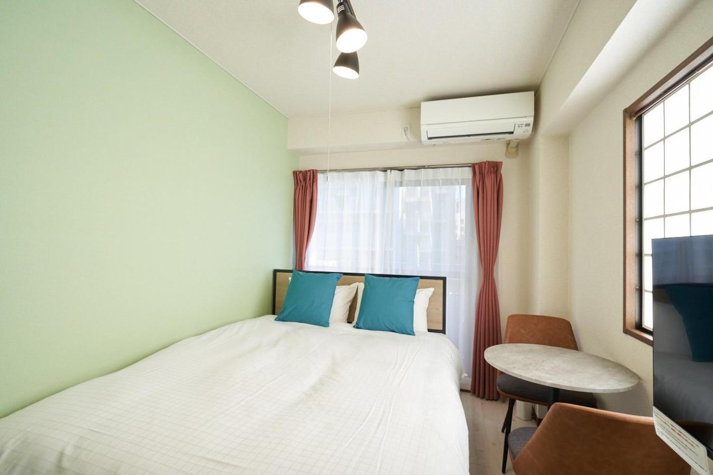 One-Bedroom Apartment photo 3