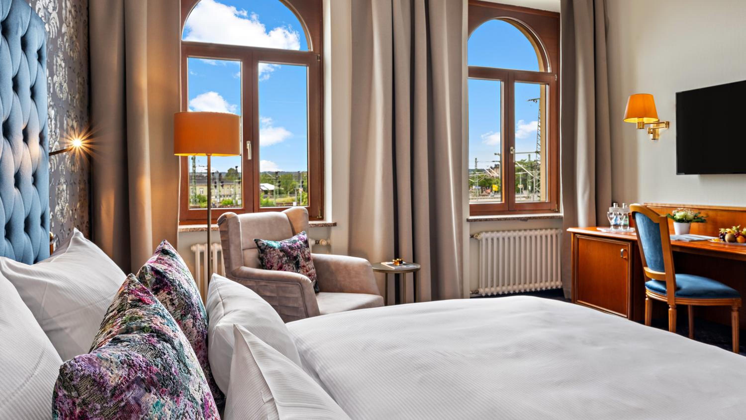 Superior ( Single or Double Room )  - Photo 8