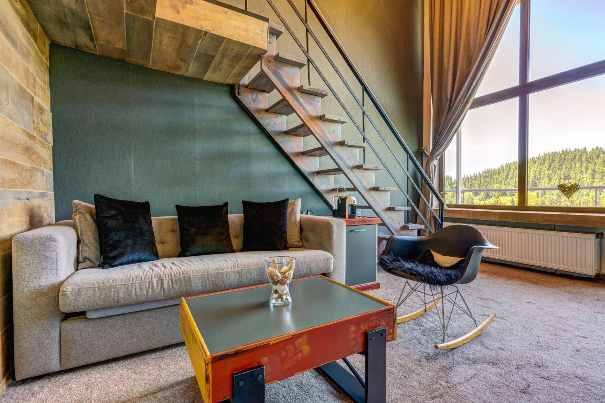 Maisonette photo 1