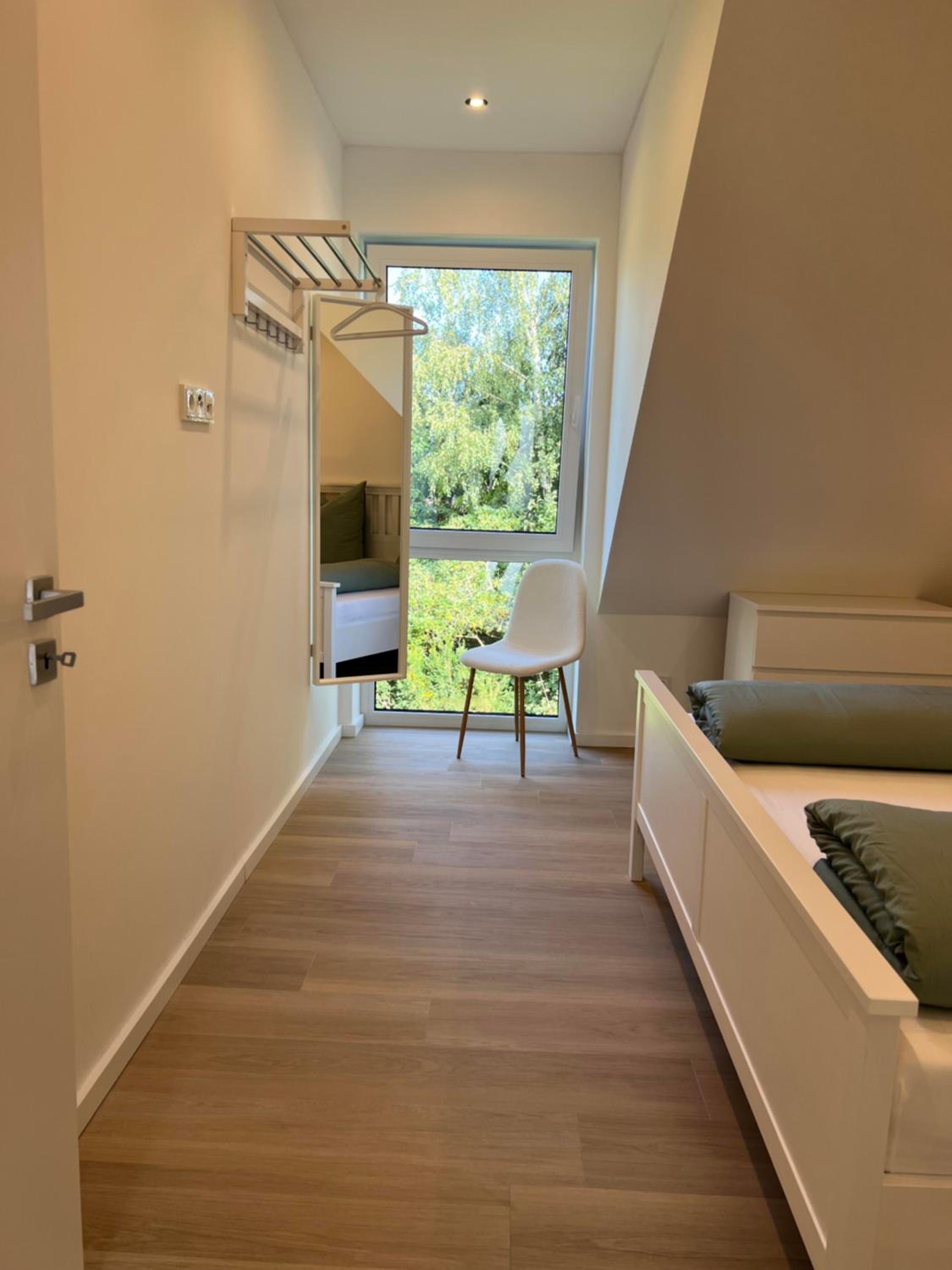 Two-Bedroom Apartment with Bathroom photo 3