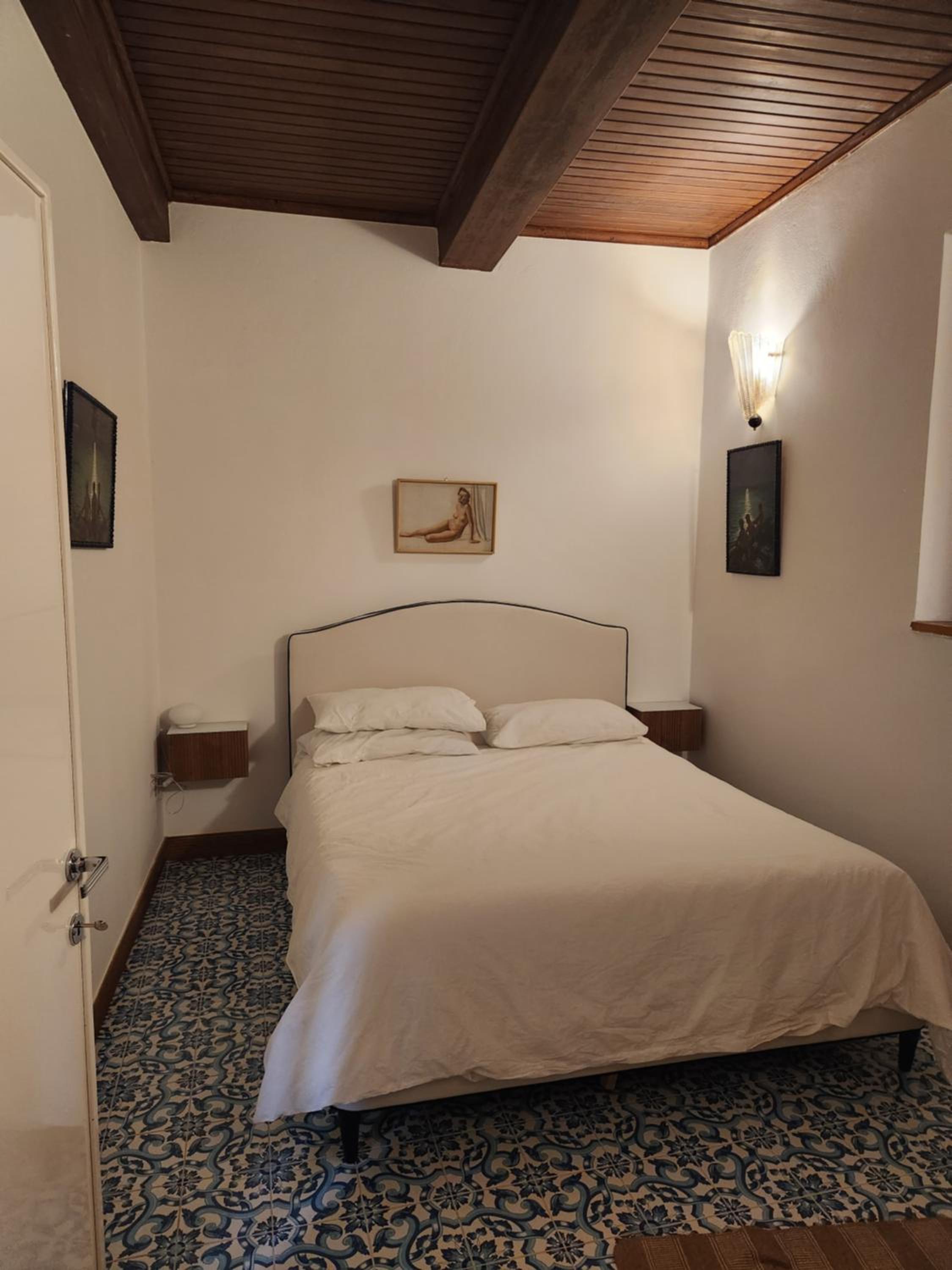Villa photo 1