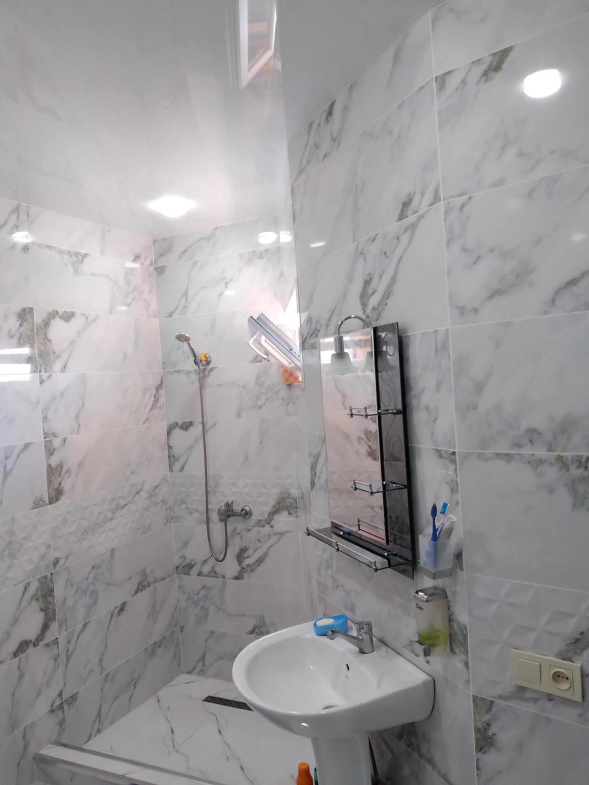 Family Room with Private Bathroom photo 1