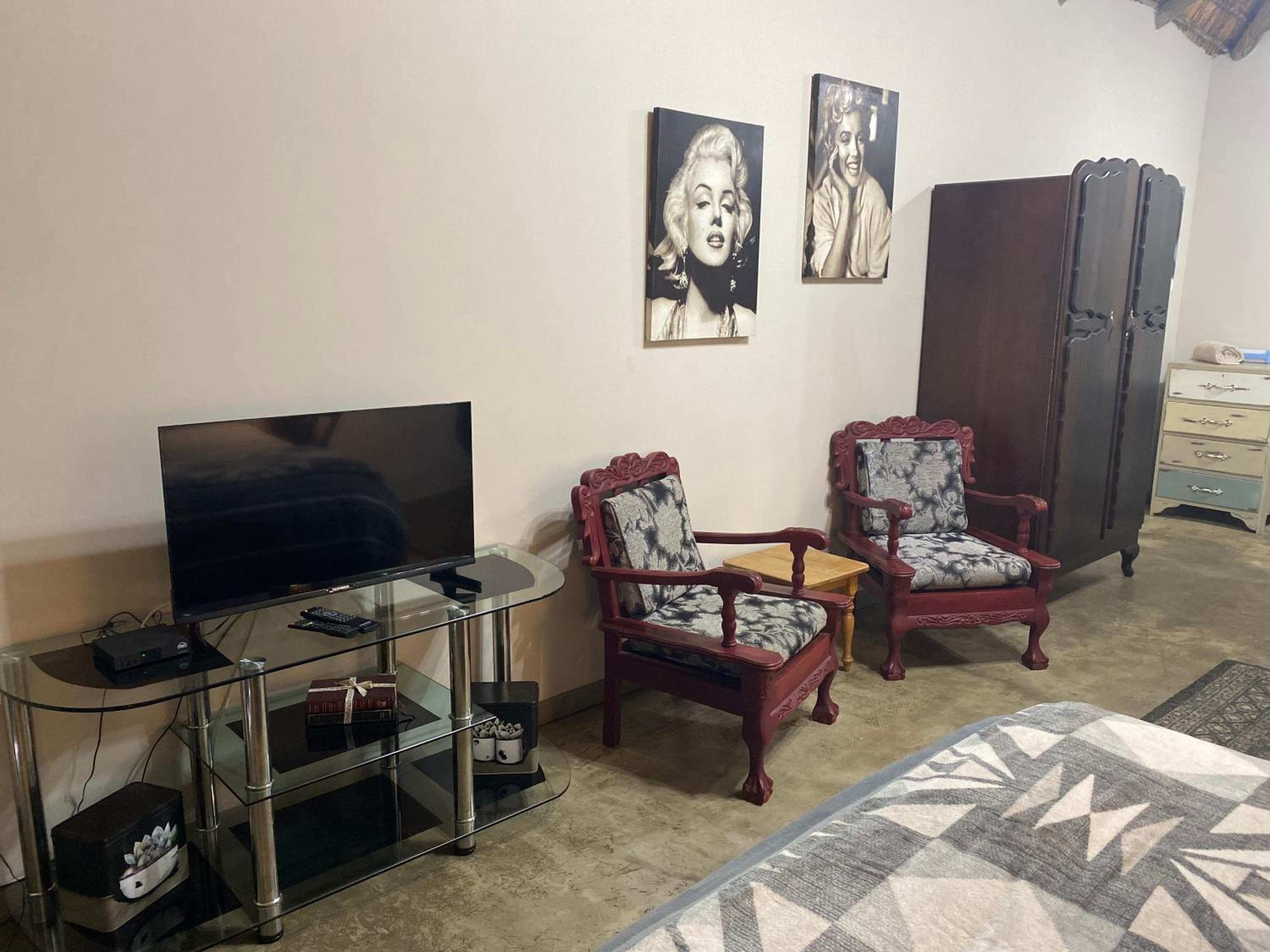 Classic Double Room - Photo 18