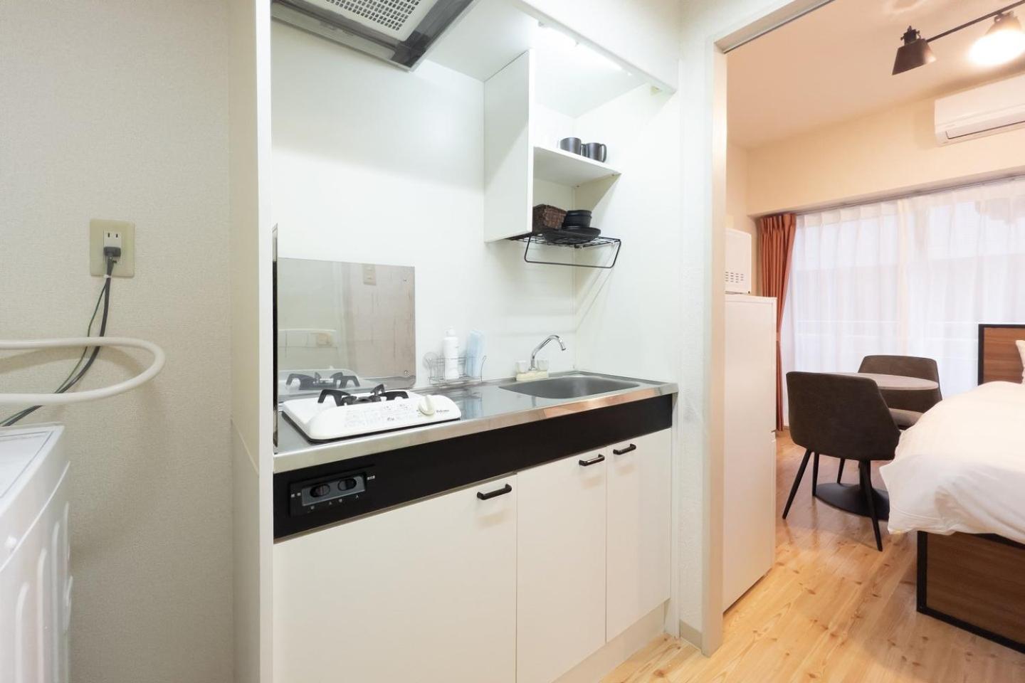 One-Bedroom Apartment photo 2